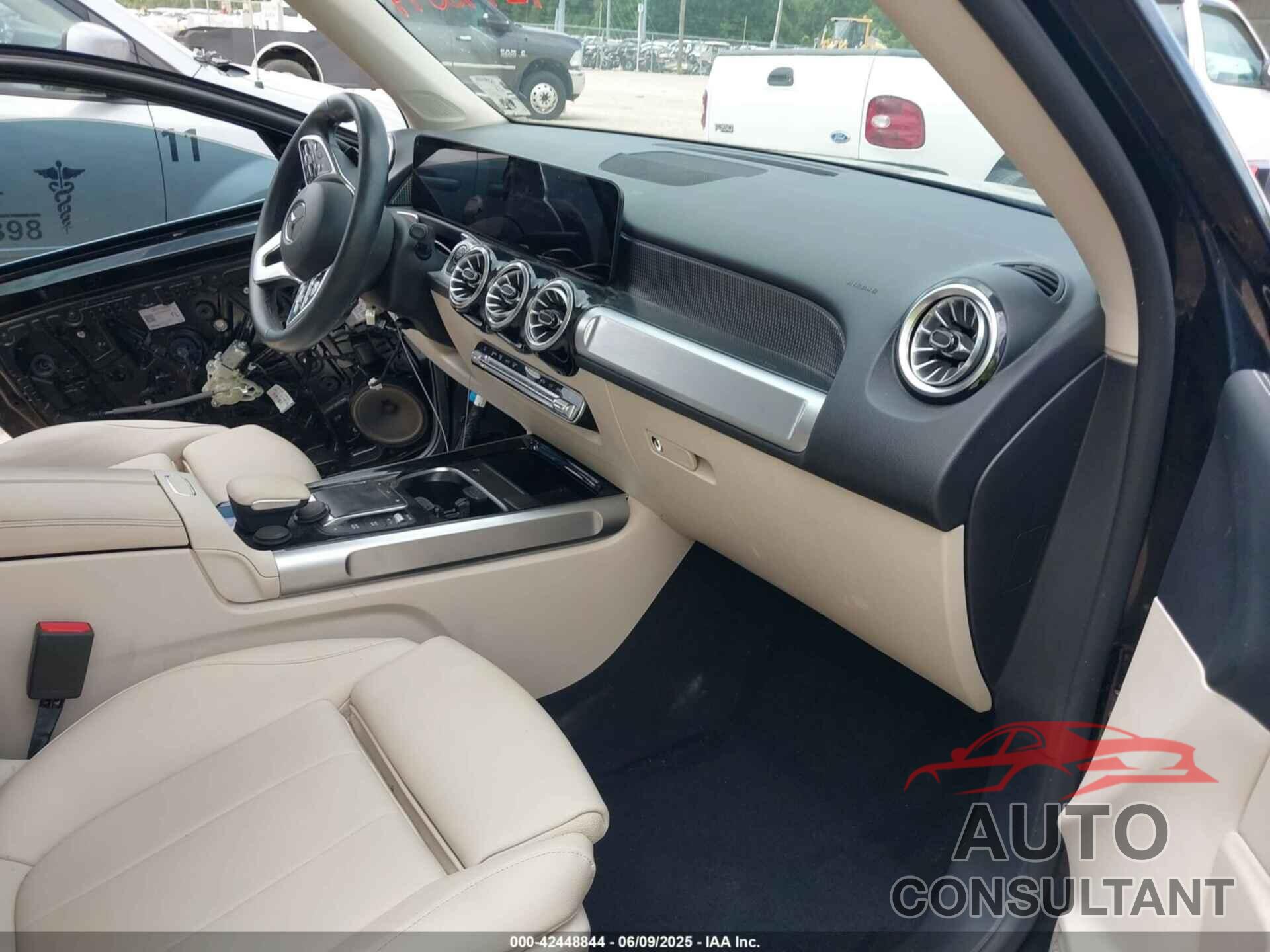 MERCEDES-BENZ GLB 250 2022 - W1N4M4GB9NW239418