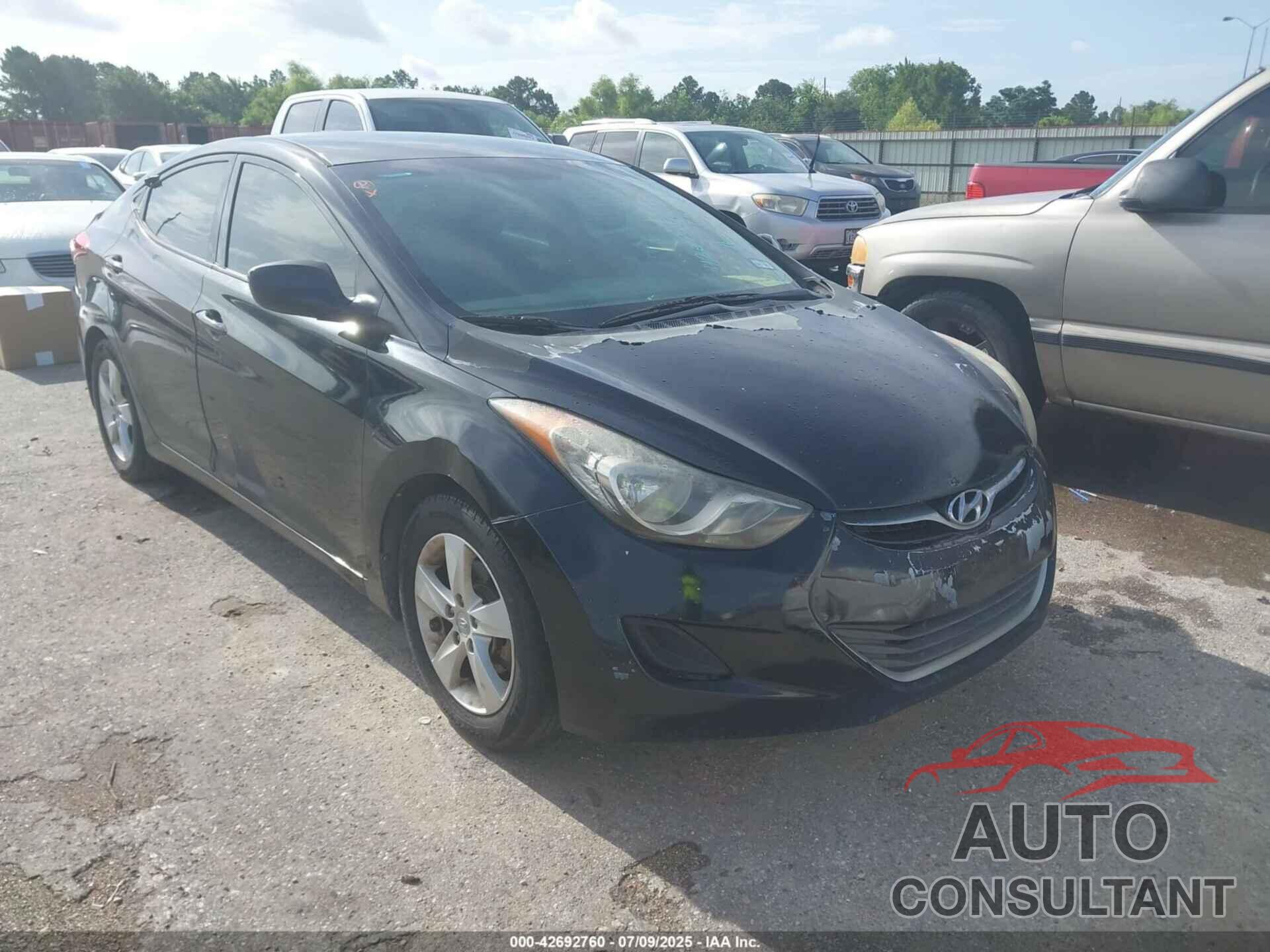 HYUNDAI ELANTRA 2013 - 5NPDH4AE9DH233007