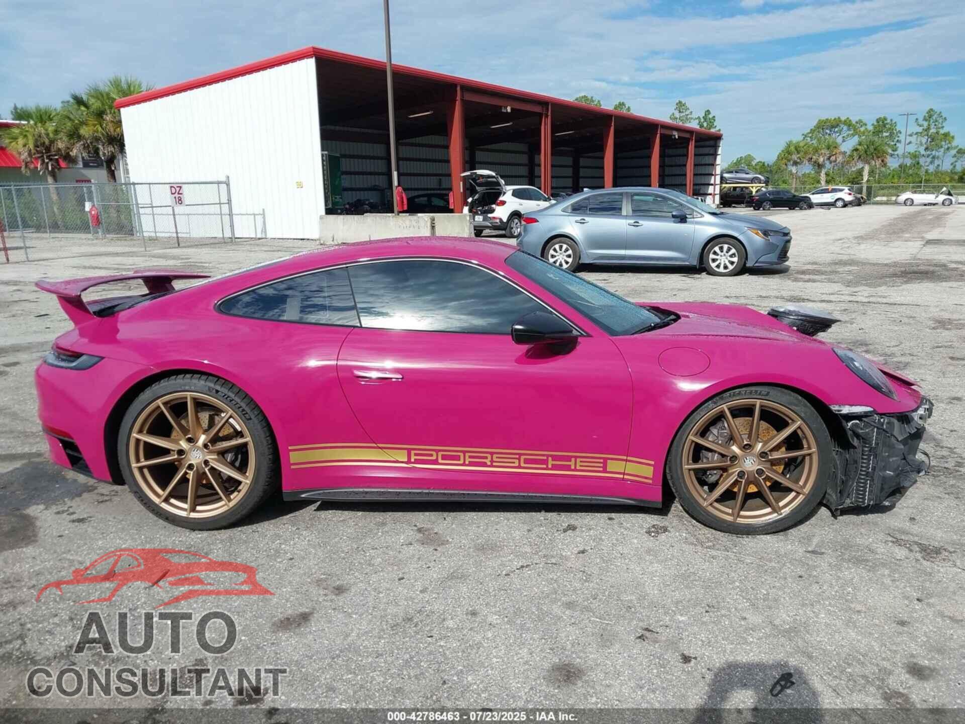 PORSCHE 911 2023 - WP0AA2A99PS205681