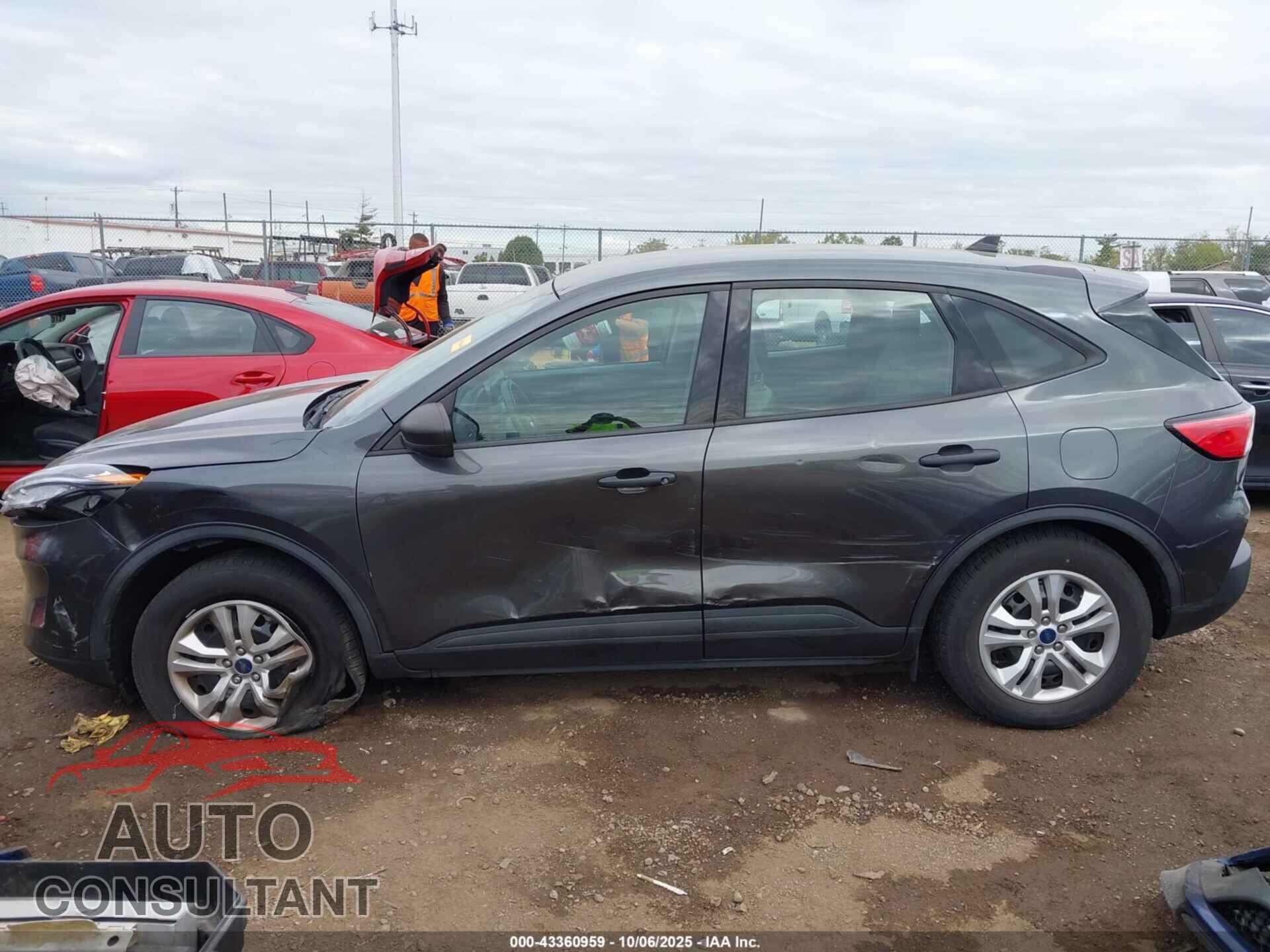 FORD ESCAPE 2020 - 1FMCU9F65LUA09383
