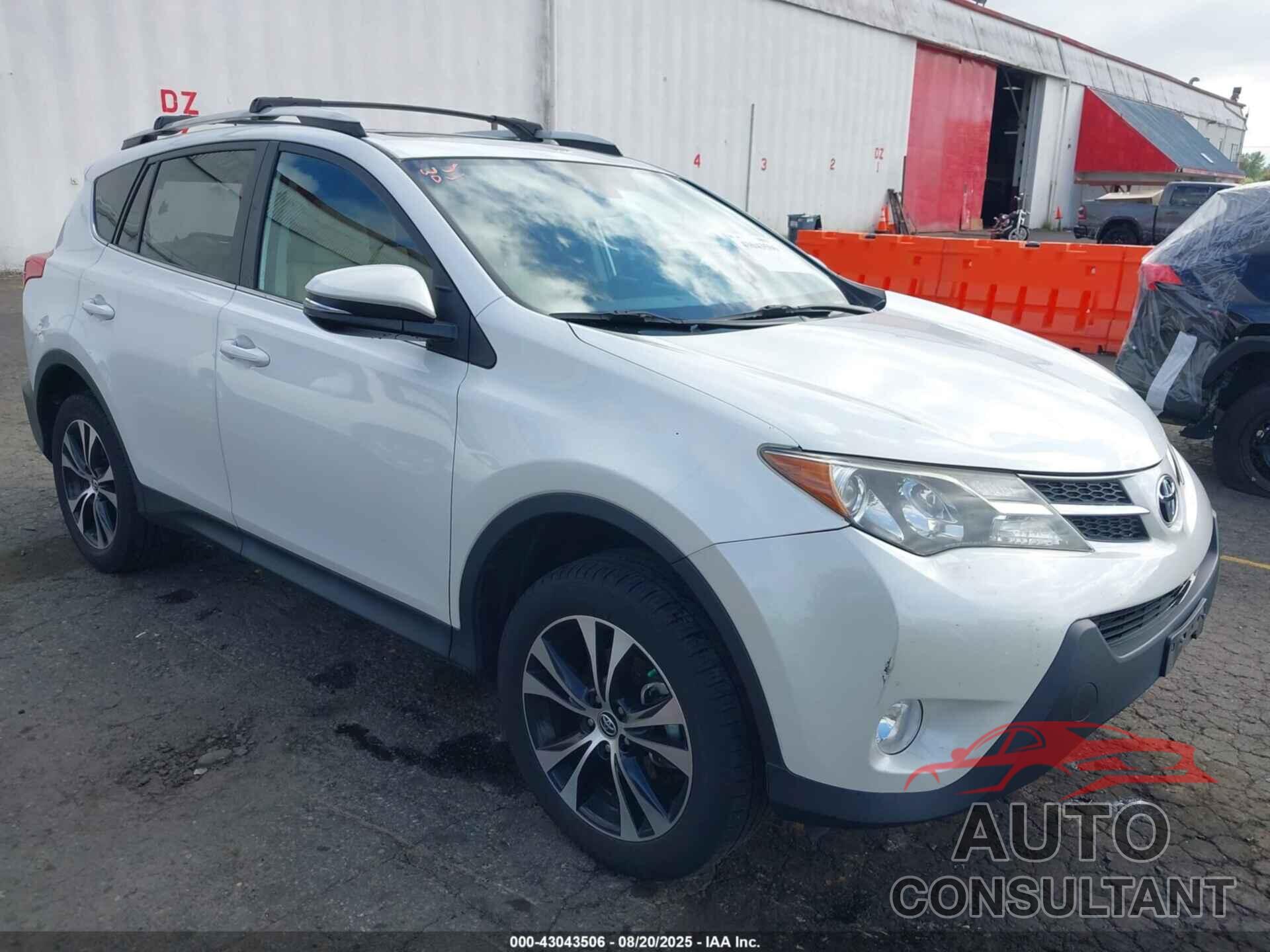 TOYOTA RAV4 2015 - 2T3DFREV7FW254592
