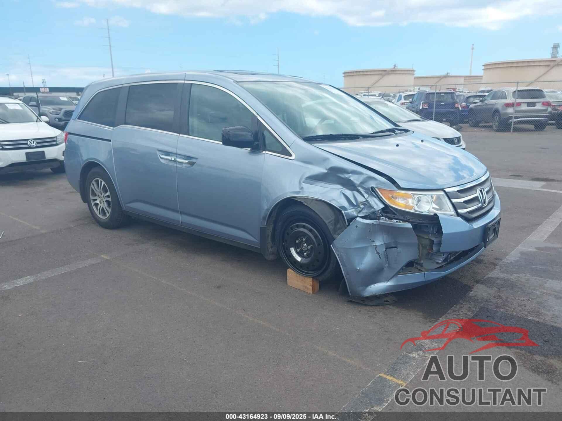 HONDA ODYSSEY 2013 - 5FNRL5H67DB085754