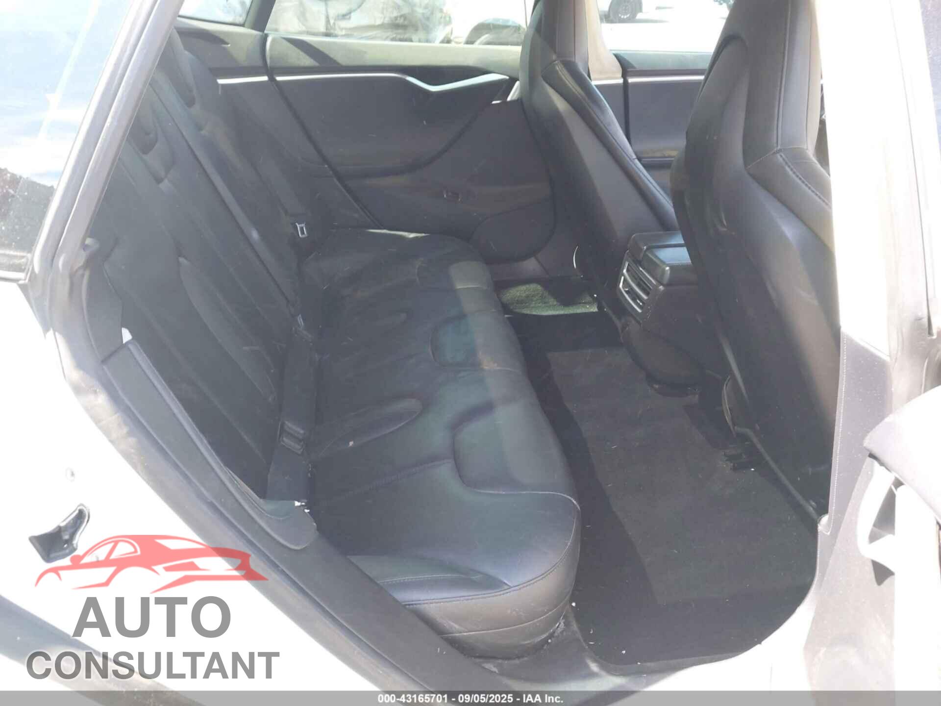 TESLA MODEL S 2013 - 5YJSA1DN8DFP16265