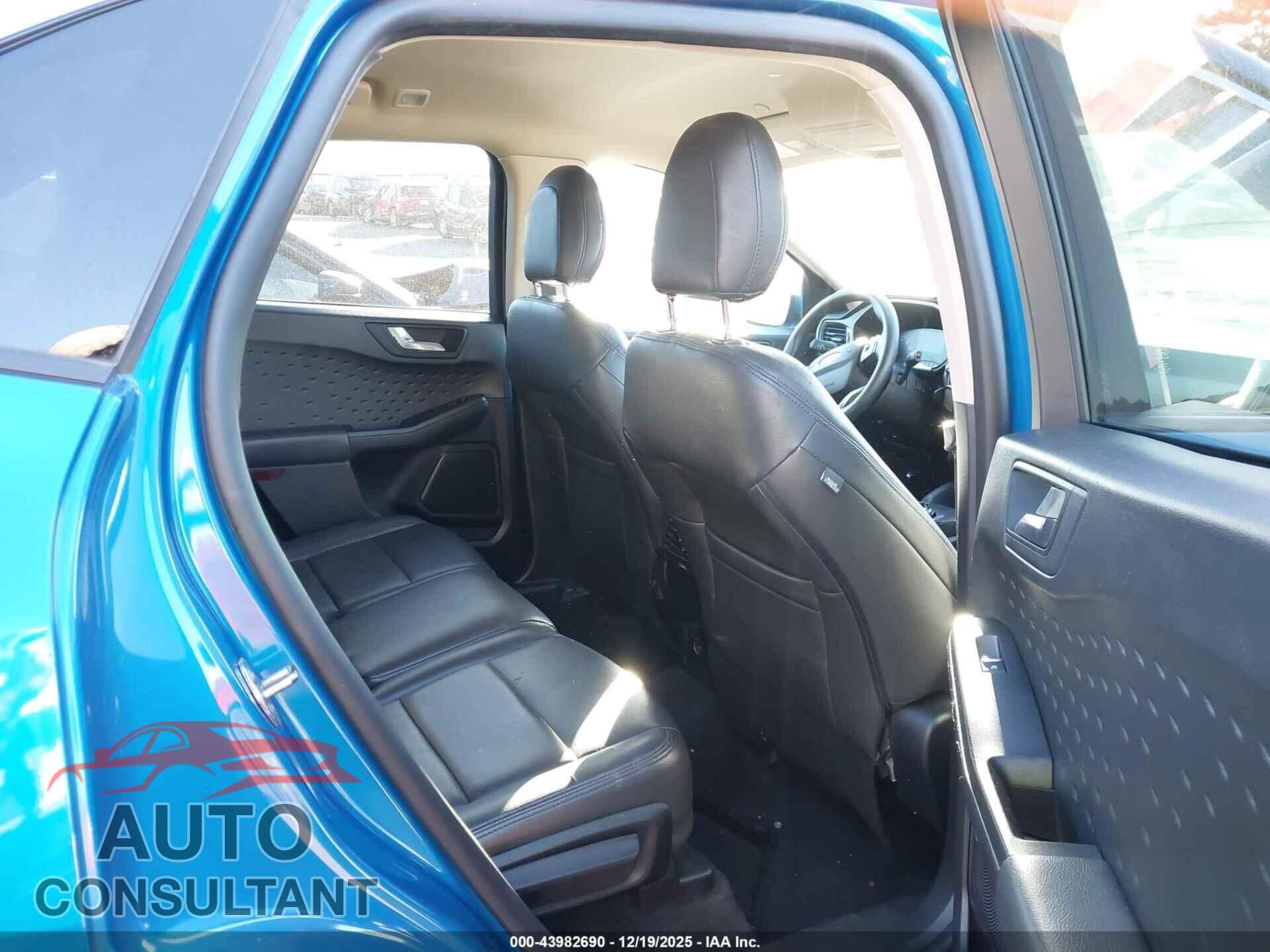 FORD ESCAPE 2020 - 1FMCU0G6XLUA76667