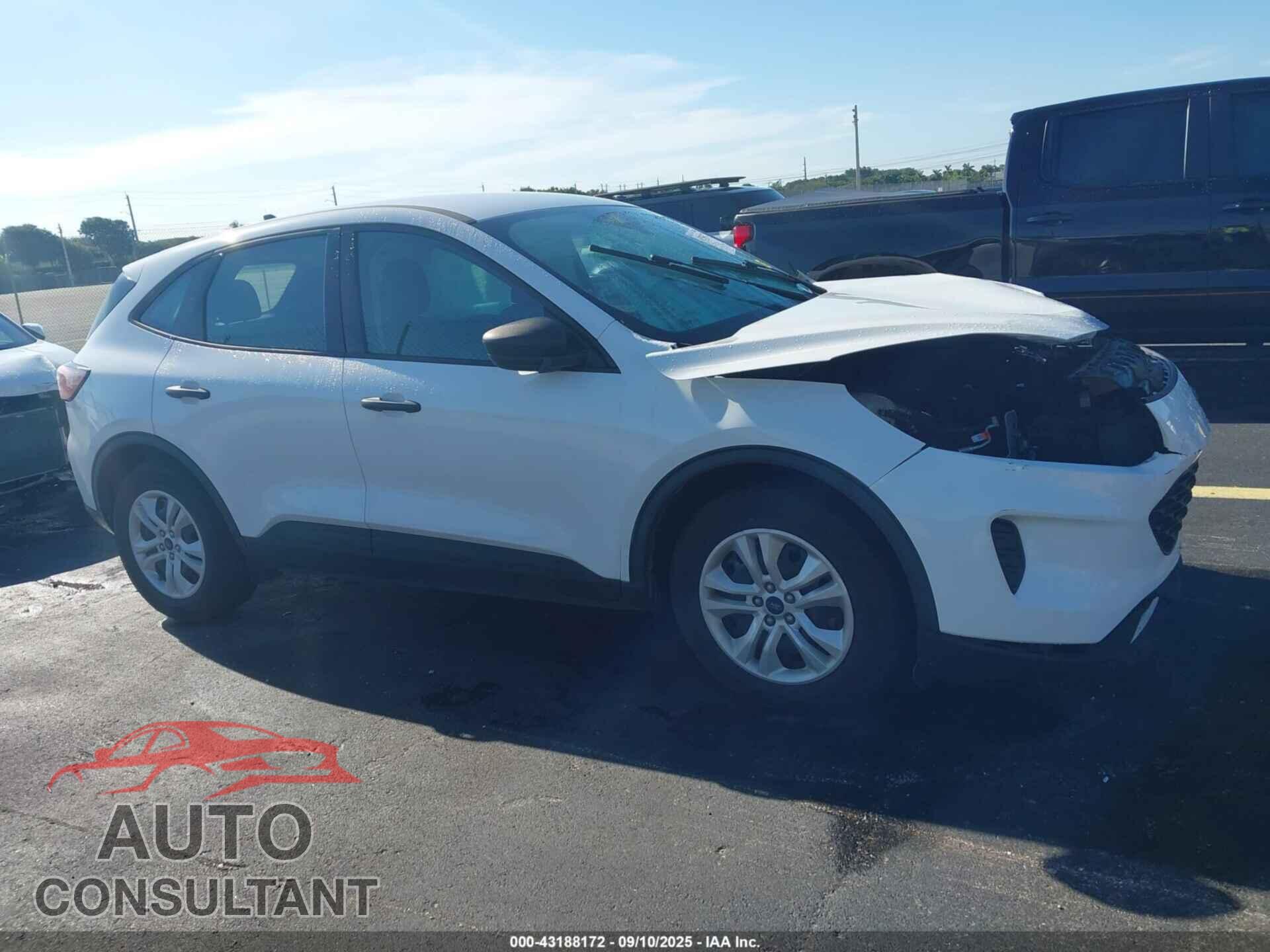 FORD ESCAPE 2020 - 1FMCU0F63LUA23956