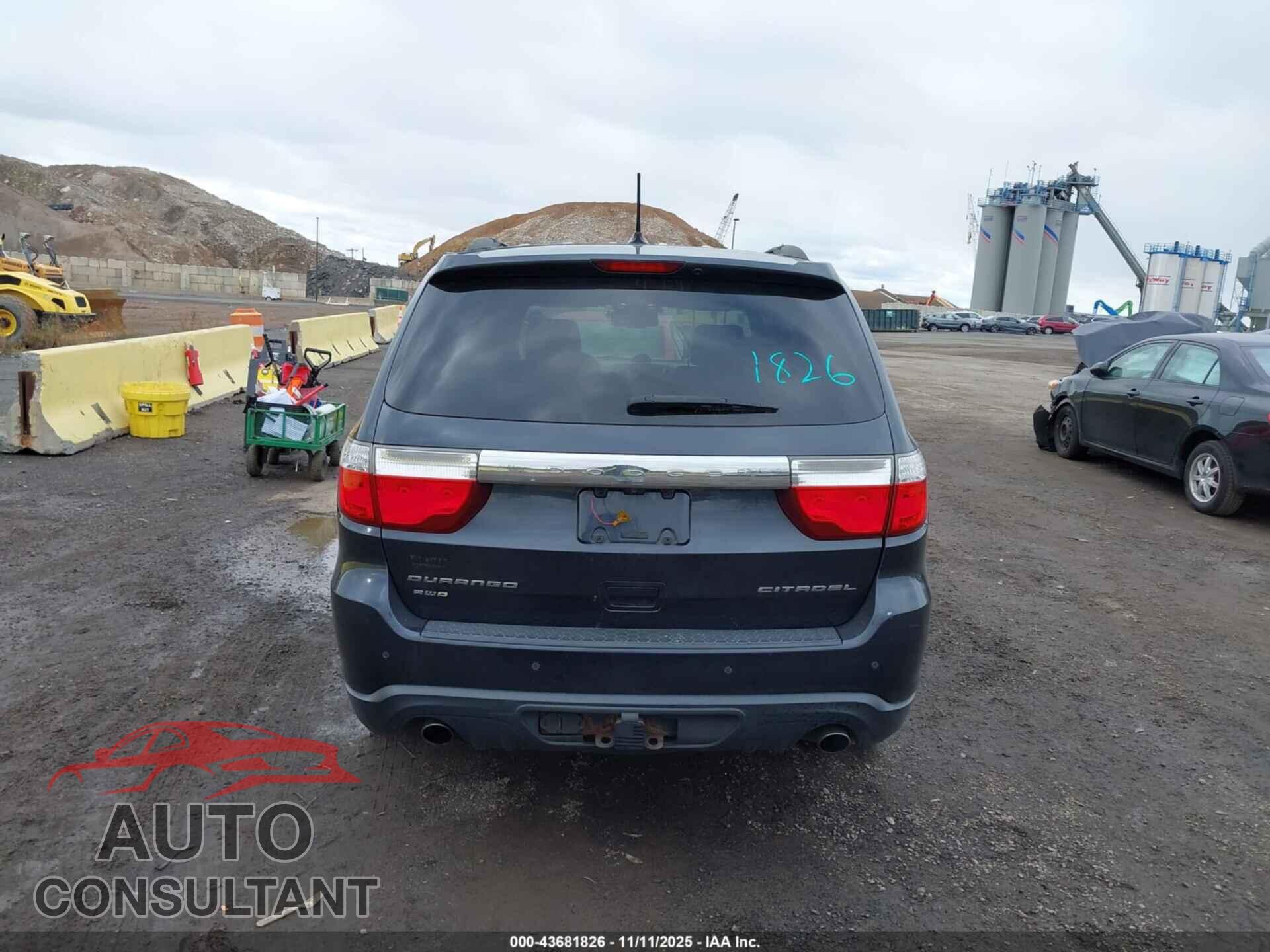 DODGE DURANGO 2013 - 1C4SDJET0DC652403