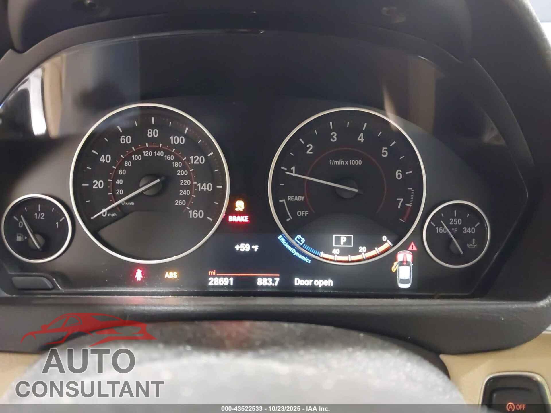 BMW 328I 2016 - WBA8E9G57GNU28362