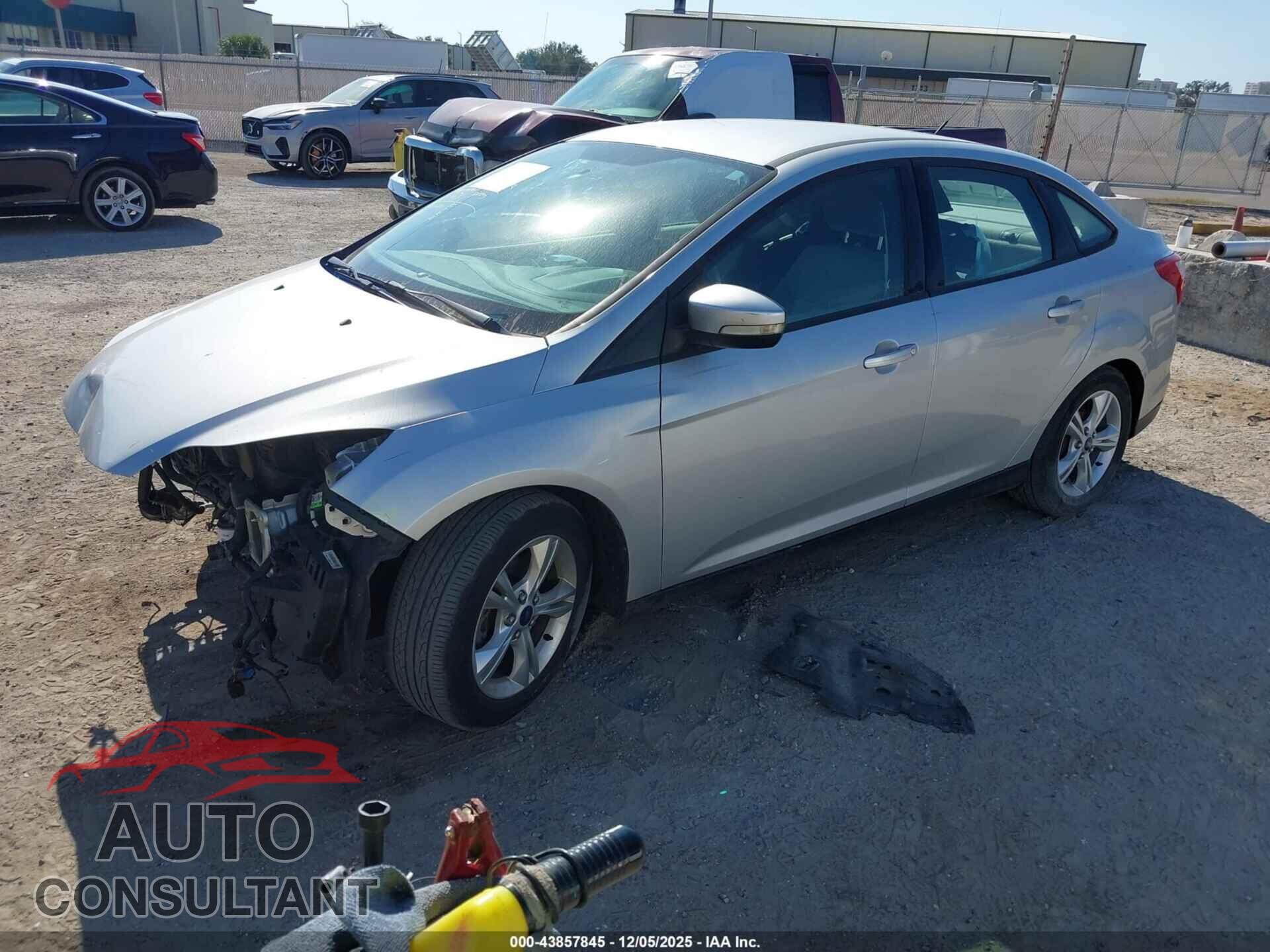 FORD FOCUS 2014 - 1FADP3F23EL292018