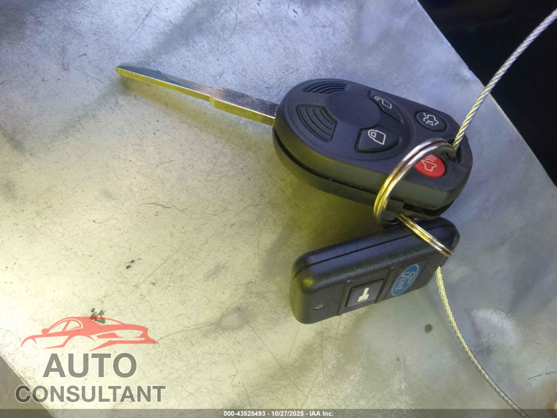FORD FOCUS 2012 - 1FAHP3H22CL209769