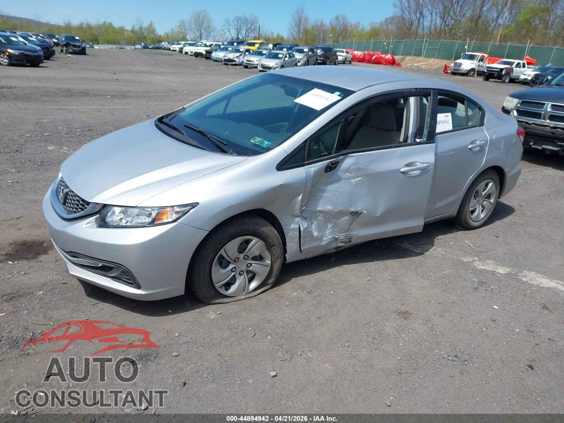 HONDA CIVIC 2013 - 2HGFB2F58DH588784