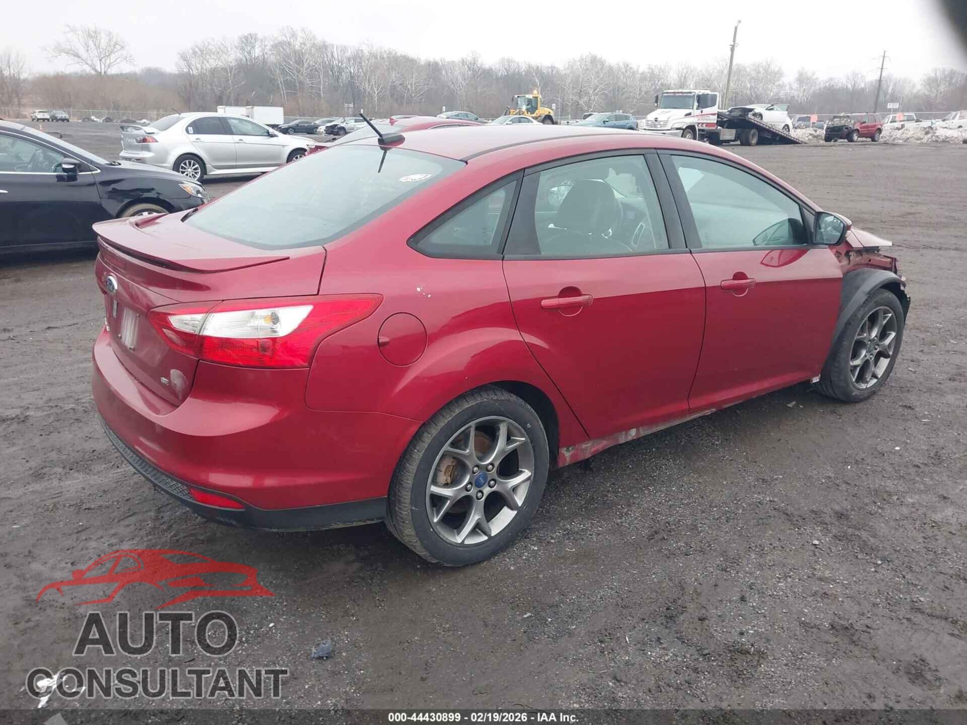 FORD FOCUS 2013 - 1FADP3F2XDL111558
