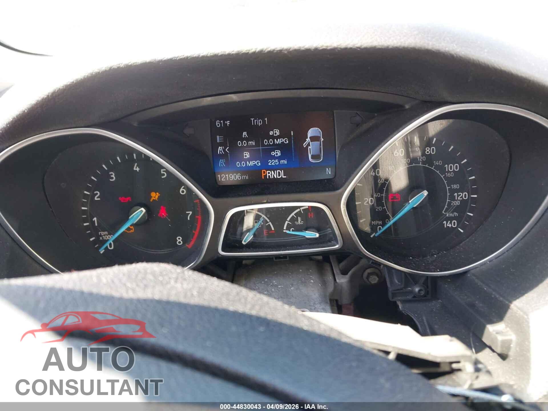 FORD FOCUS 2015 - 1FADP3F22FL263448