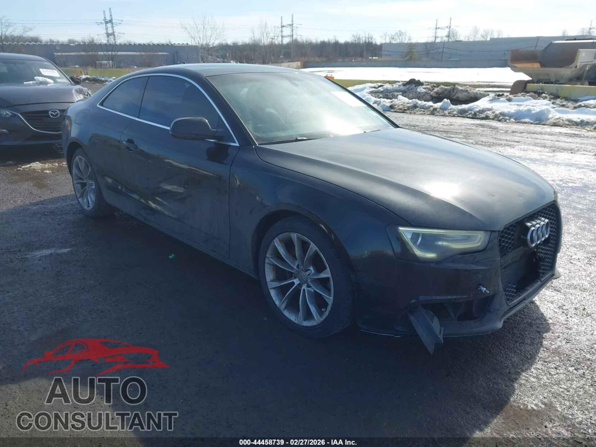 AUDI A5 2013 - WAUCFAFR0DA008085