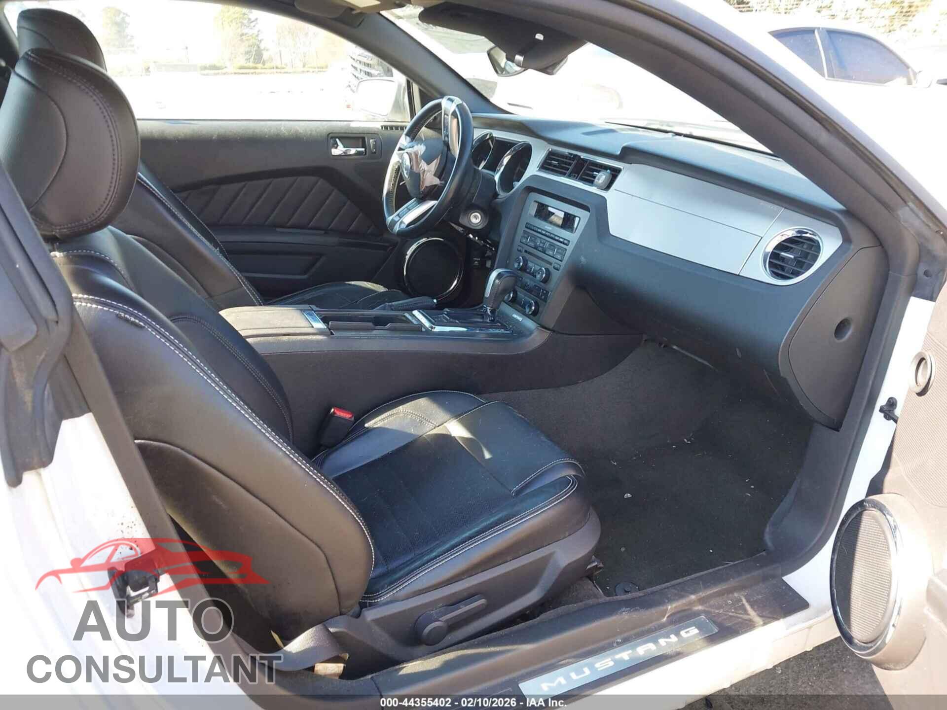 FORD MUSTANG 2014 - 1ZVBP8AM1E5243473