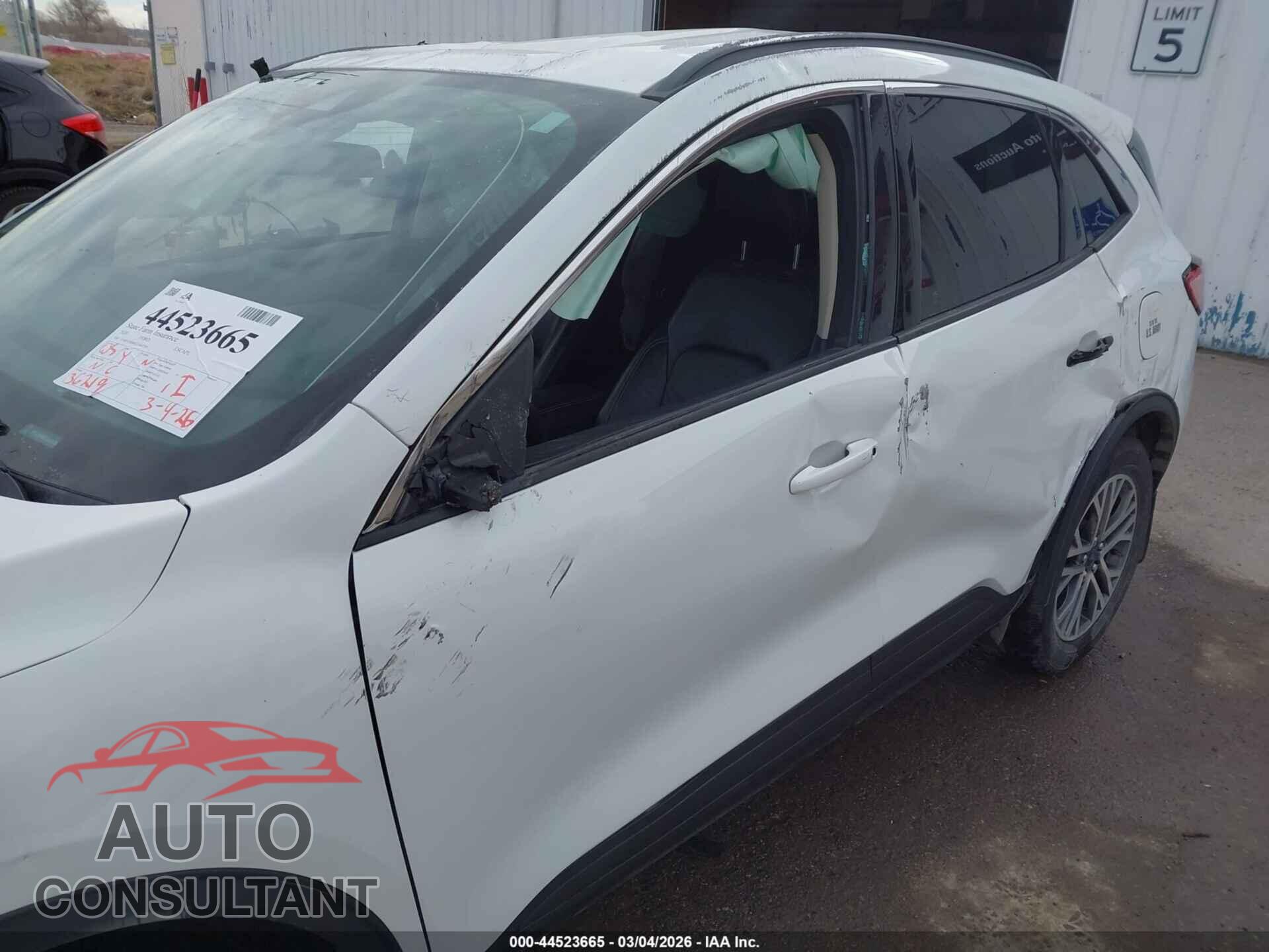 FORD ESCAPE 2020 - 1FMCU9H60LUA02595