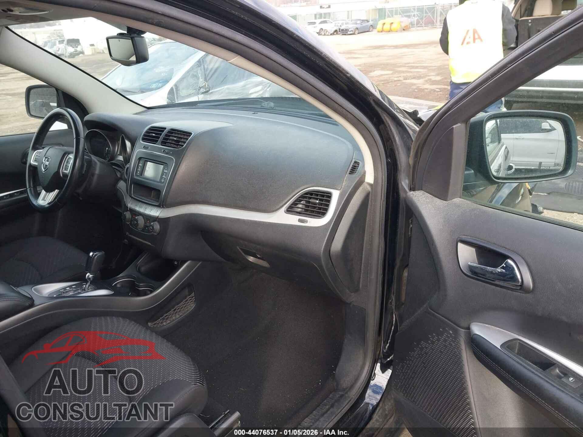 DODGE JOURNEY 2017 - 3C4PDCBB2HT506706