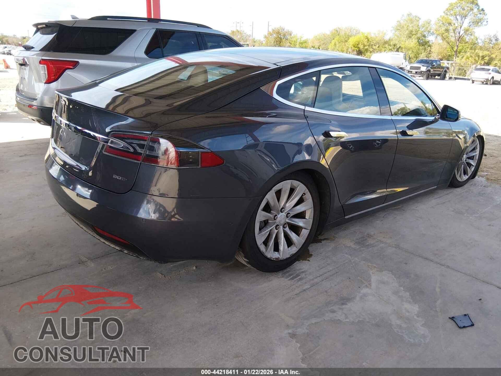 TESLA MODEL S 2016 - 5YJSA1E22GF140987