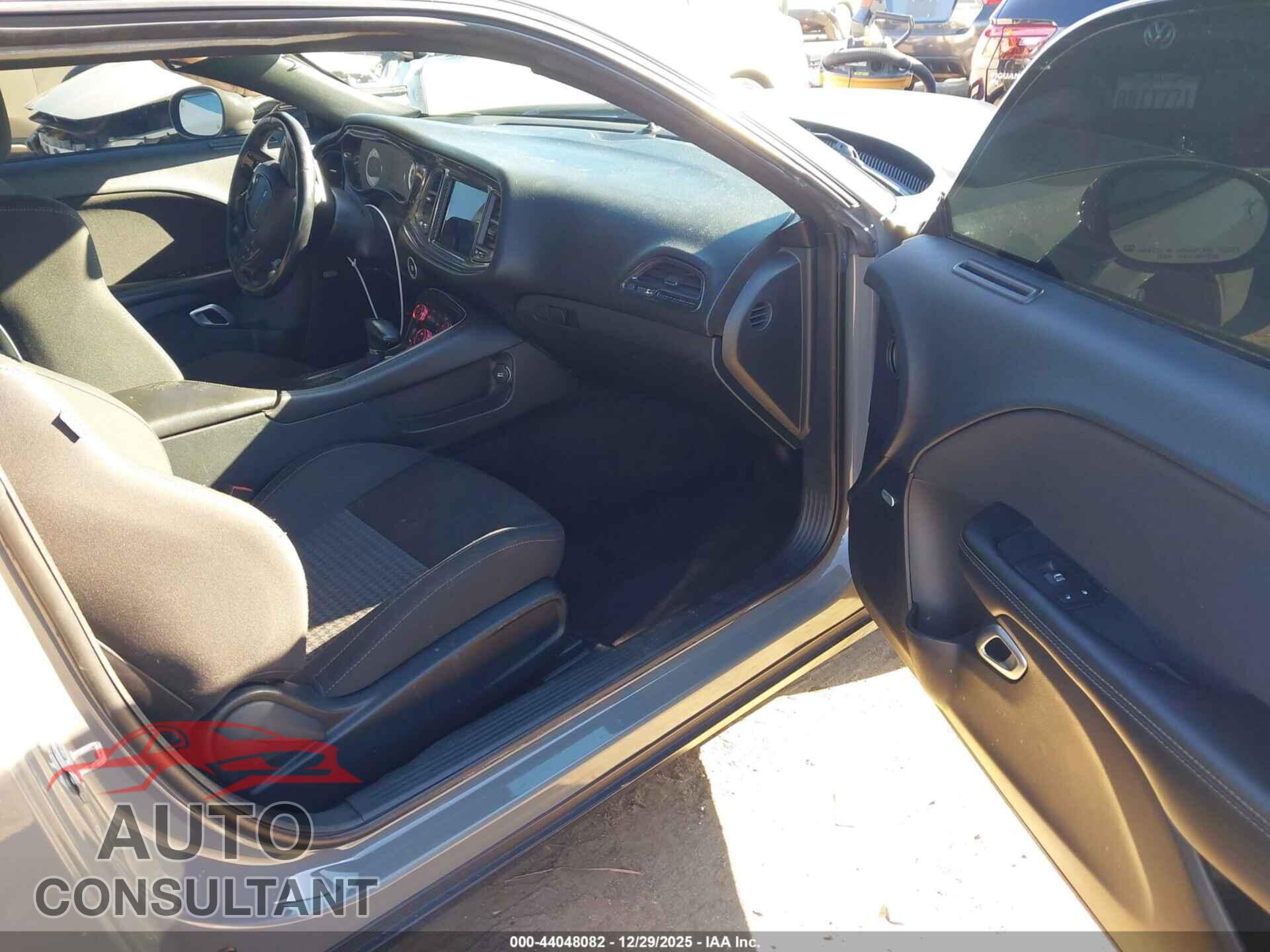 DODGE CHALLENGER 2017 - 2C3CDZFJ5HH618528