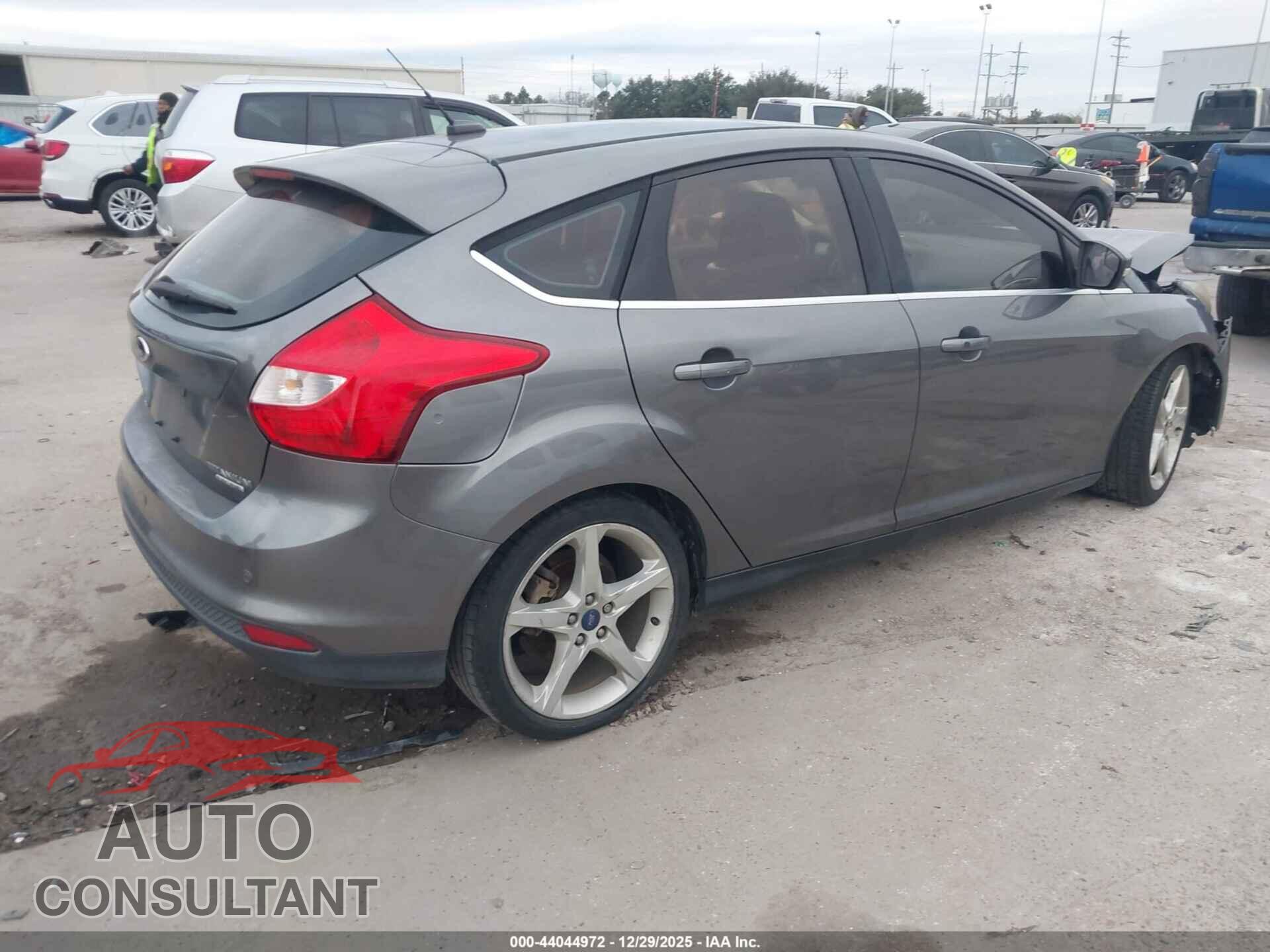 FORD FOCUS 2014 - 1FADP3N29EL236134