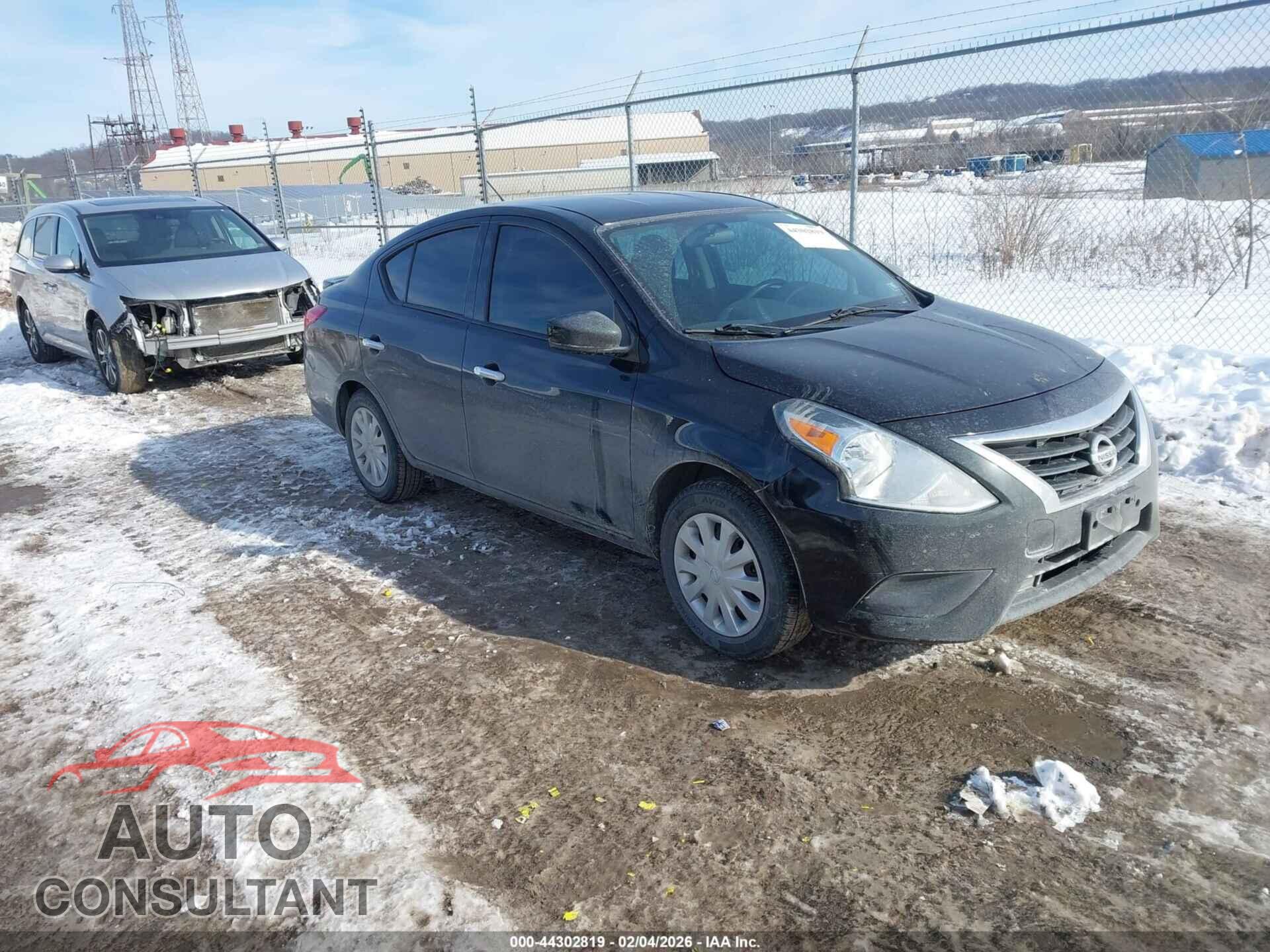 NISSAN VERSA 2019 - 3N1CN7AP3KL844710