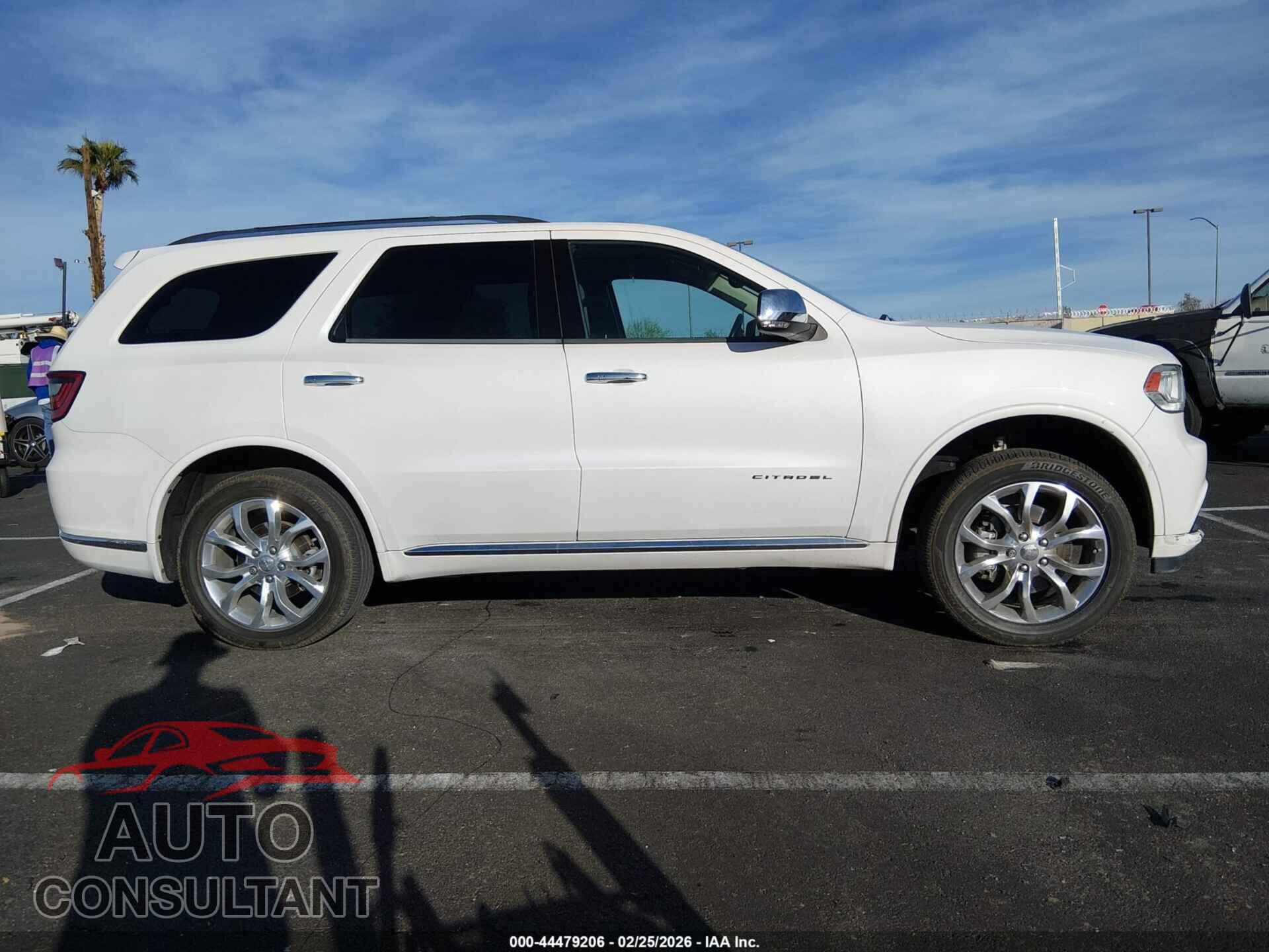 DODGE DURANGO 2017 - 1C4RDJEG3HC600884