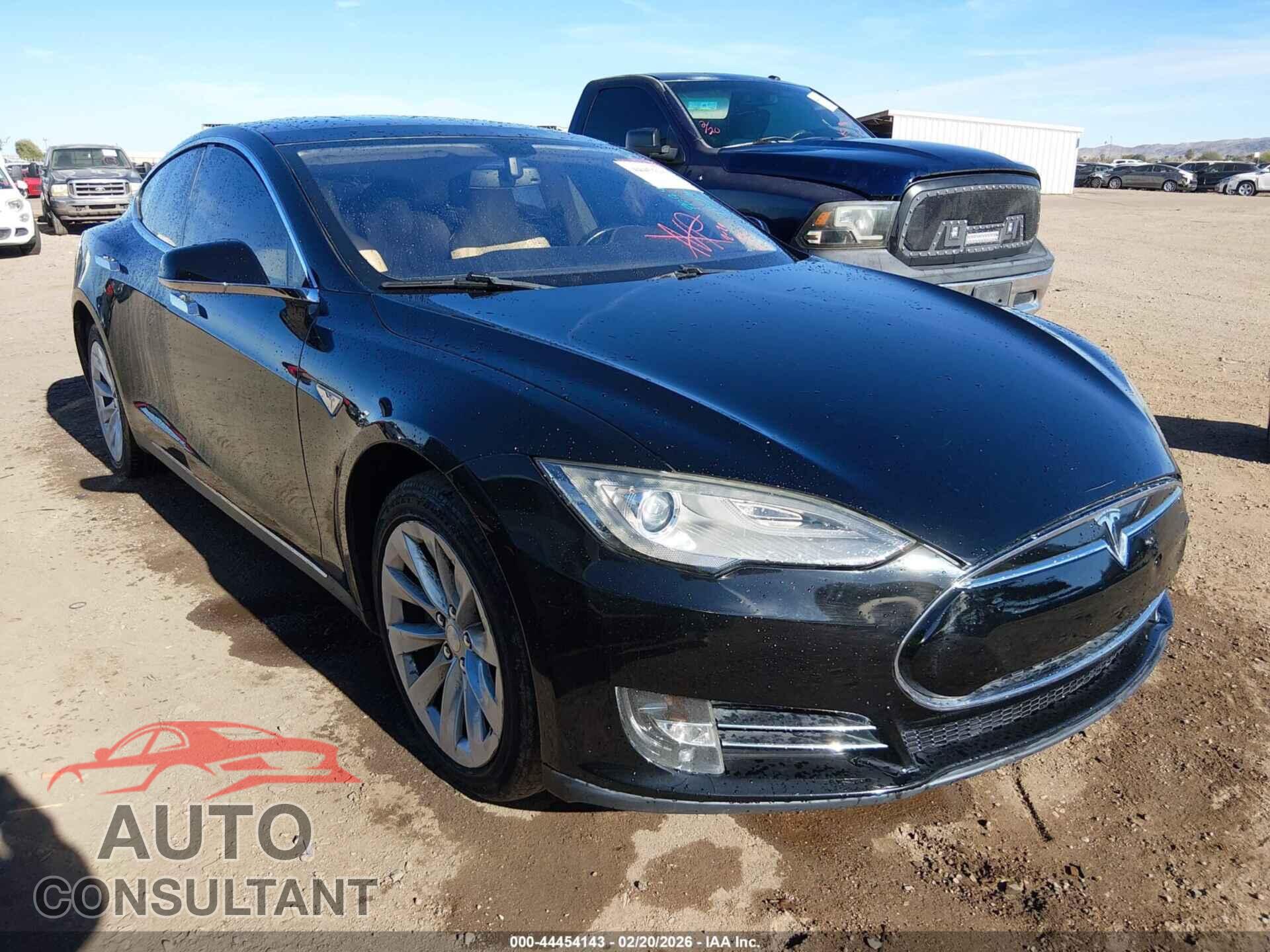 TESLA MODEL S 2012 - 5YJSA1DP4CFP01245