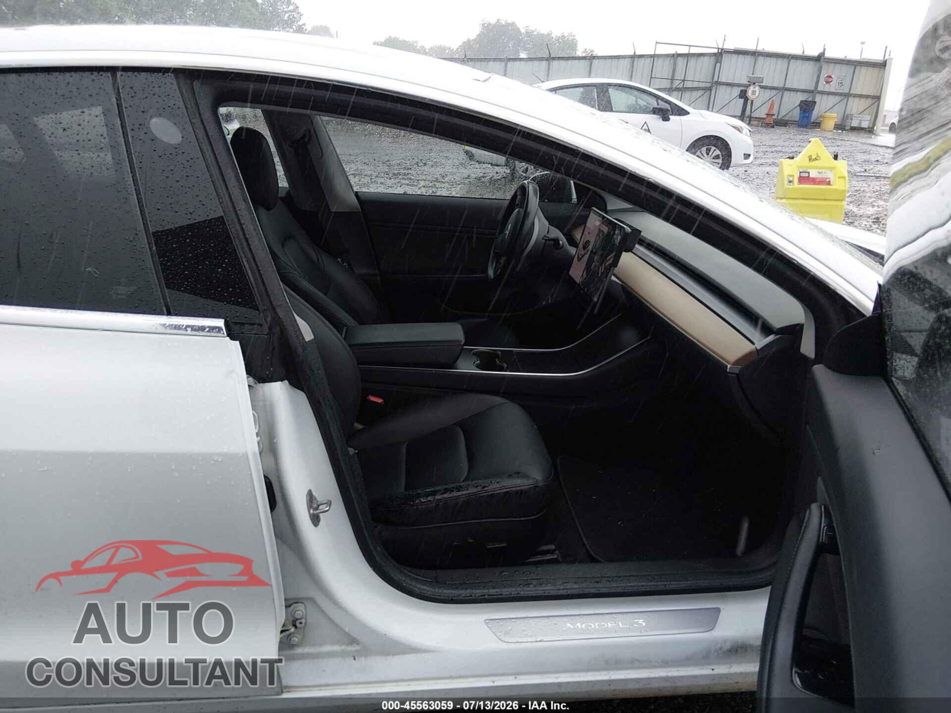 TESLA MODEL 3 2018 - 5YJ3E1EB2JF072643