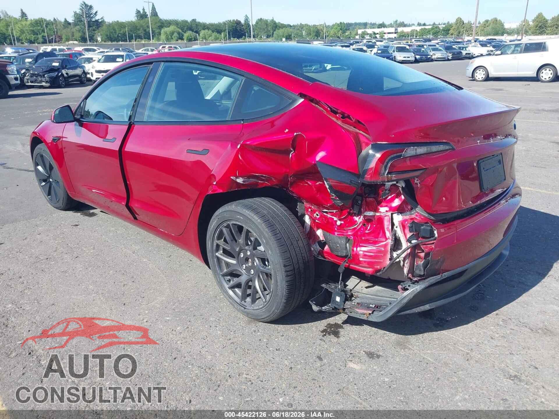 TESLA MODEL 3 2024 - 5YJ3E1EA7RF726300