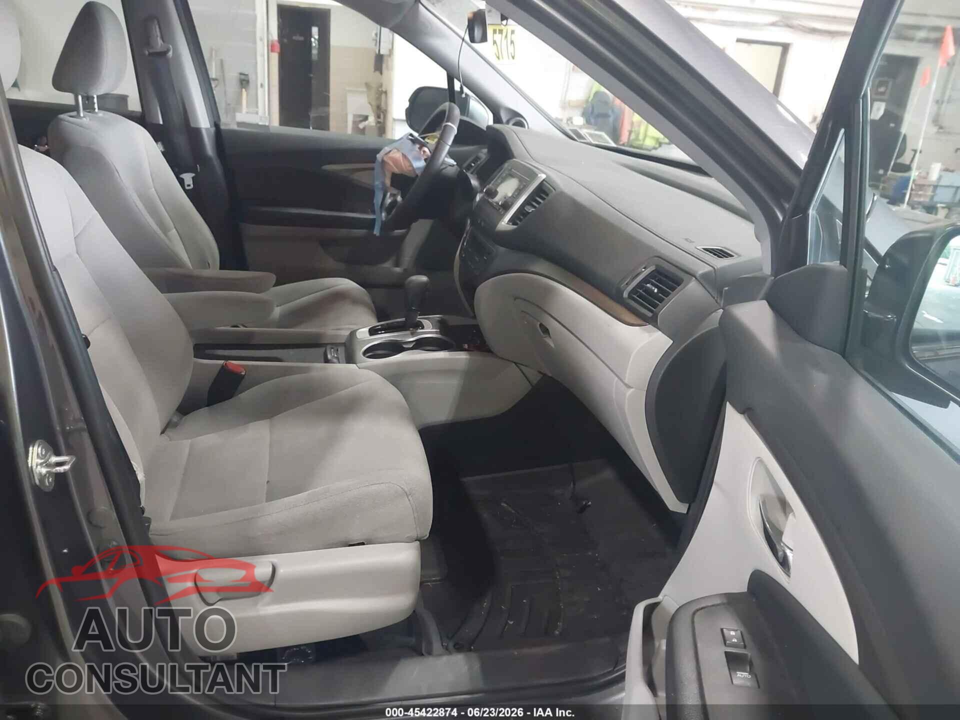 HONDA PILOT 2019 - 5FNYF6H12KB007778