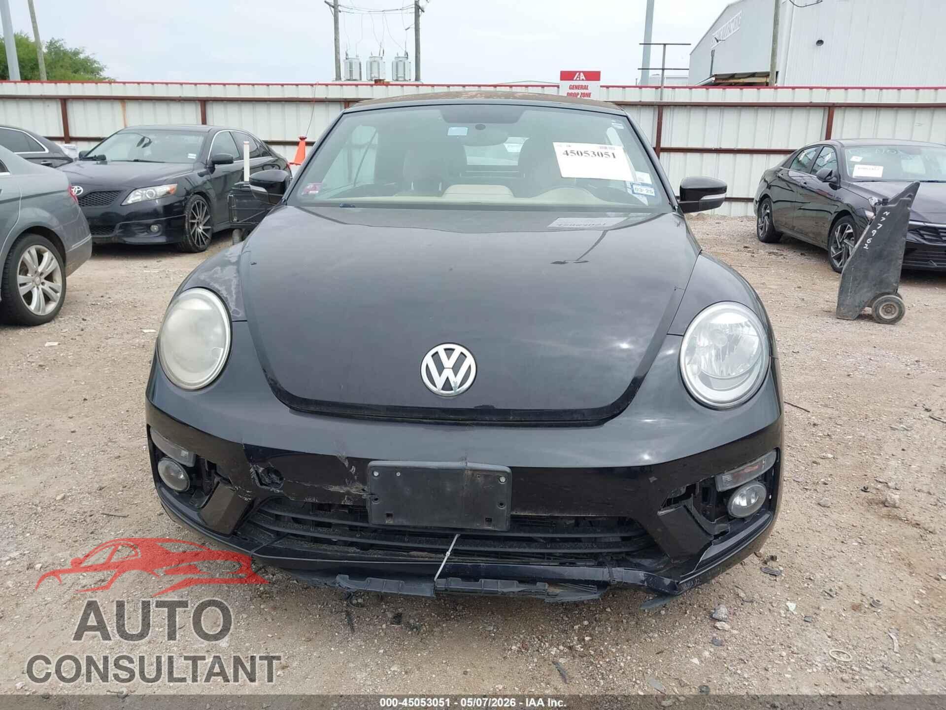 VOLKSWAGEN BEETLE 2014 - 3VW7S7AT4EM821663