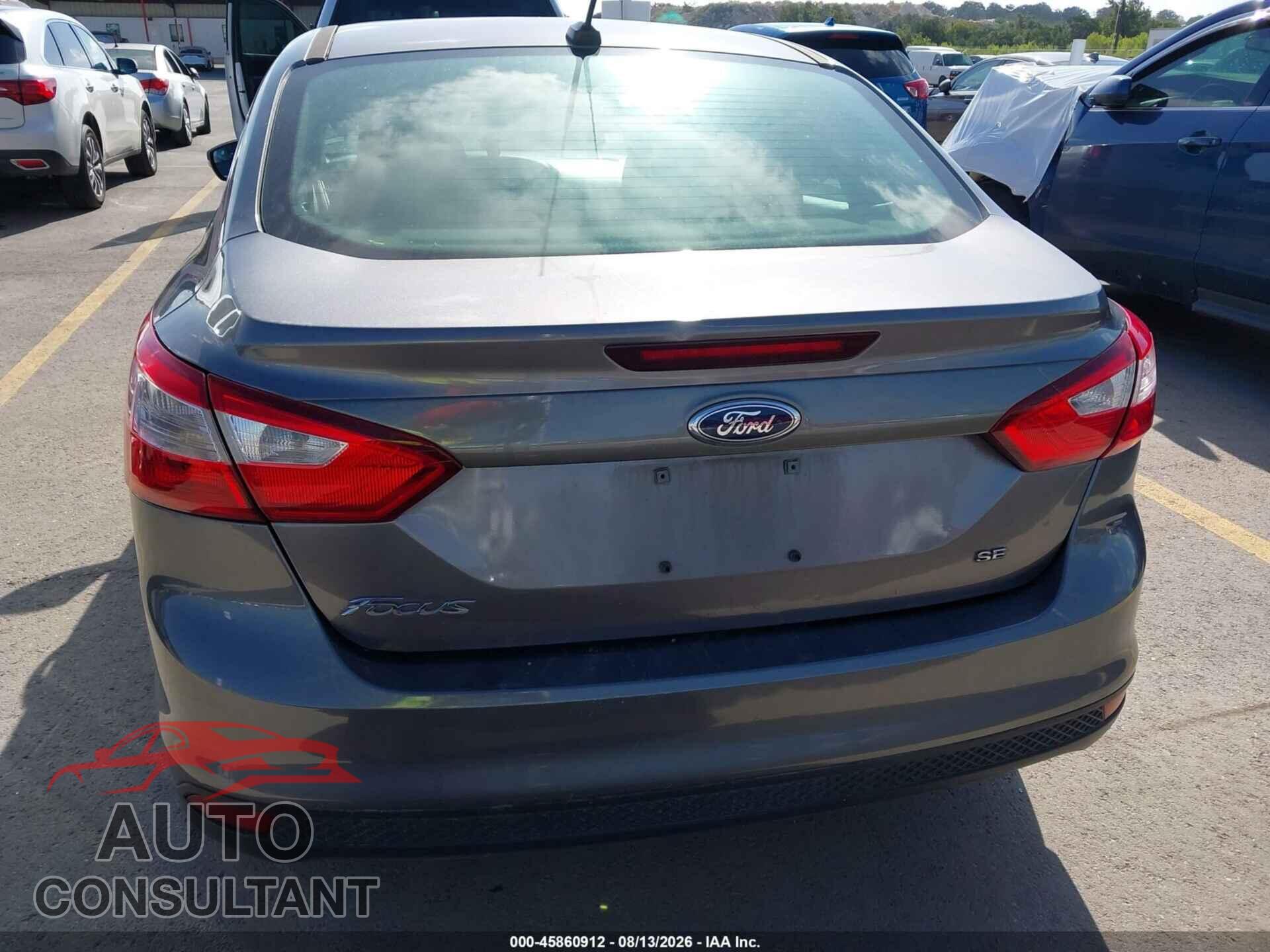 FORD FOCUS 2014 - 1FADP3F28EL158914