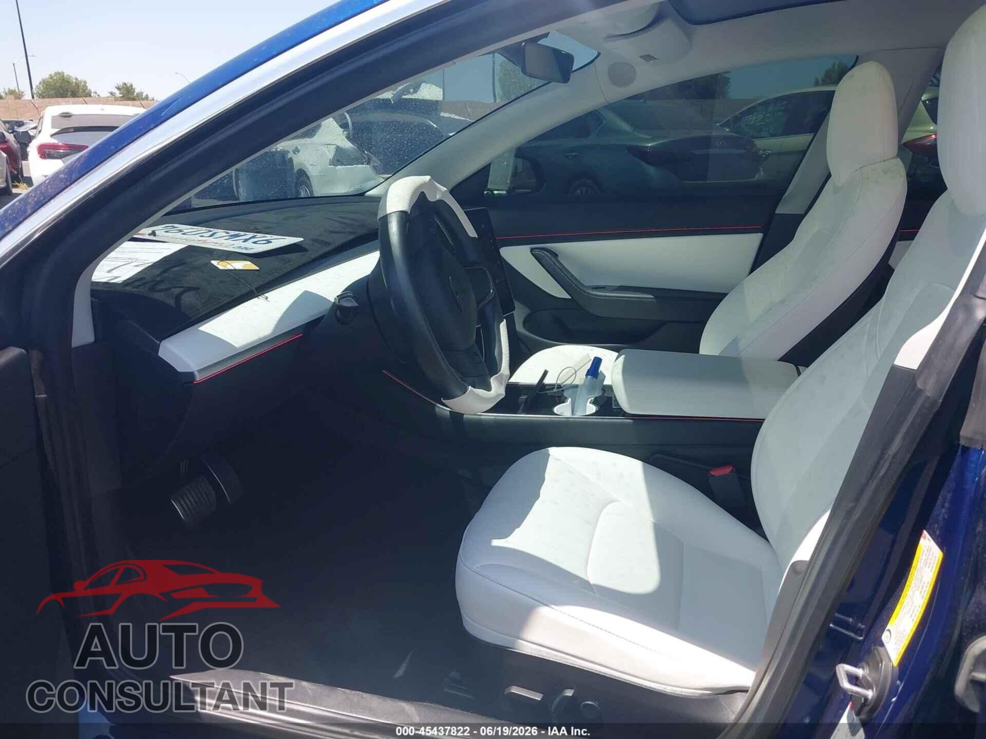 TESLA MODEL 3 2018 - 5YJ3E1EB6JF136022