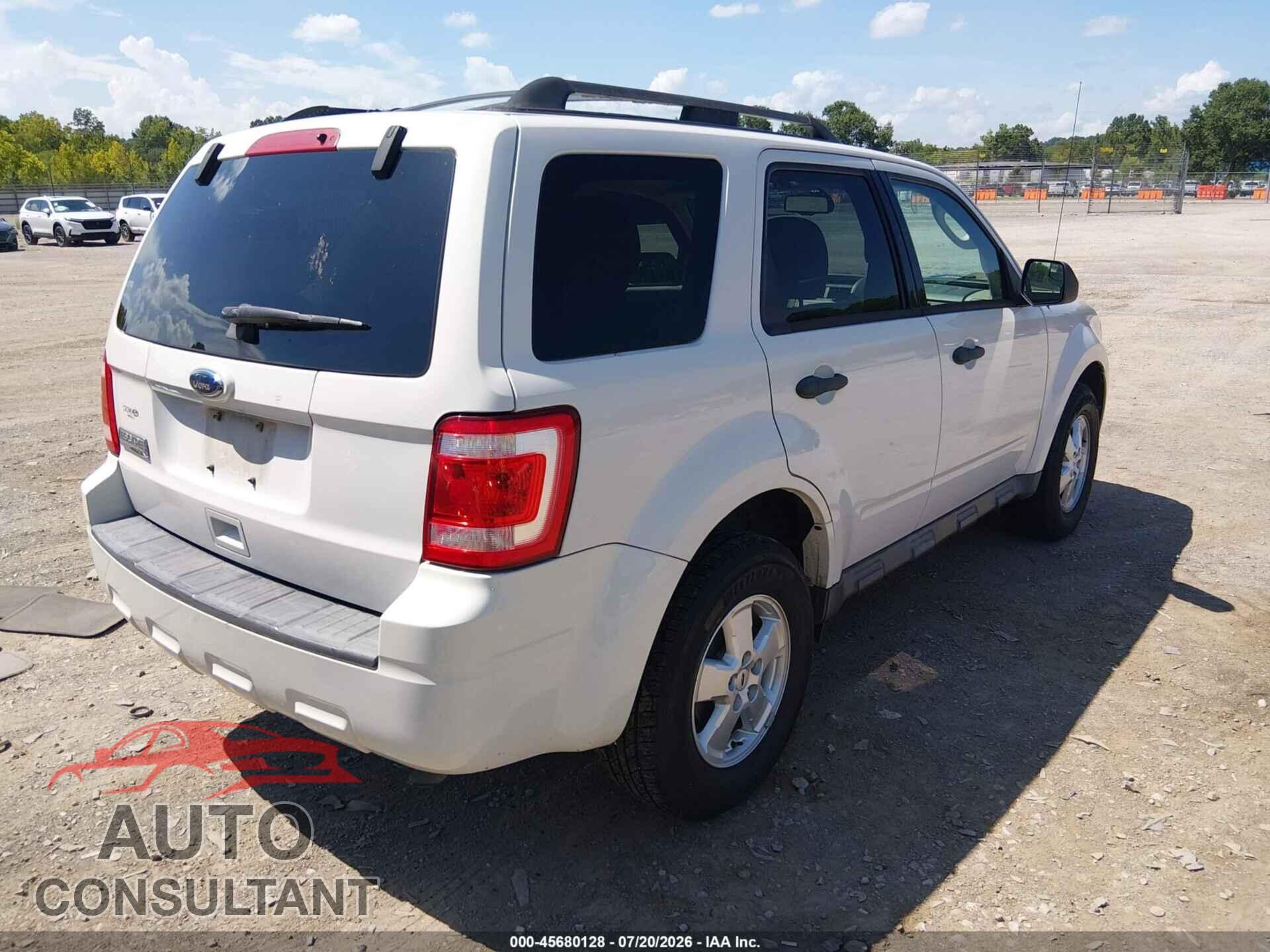 FORD ESCAPE 2010 - 1FMCU9D70AKC22424
