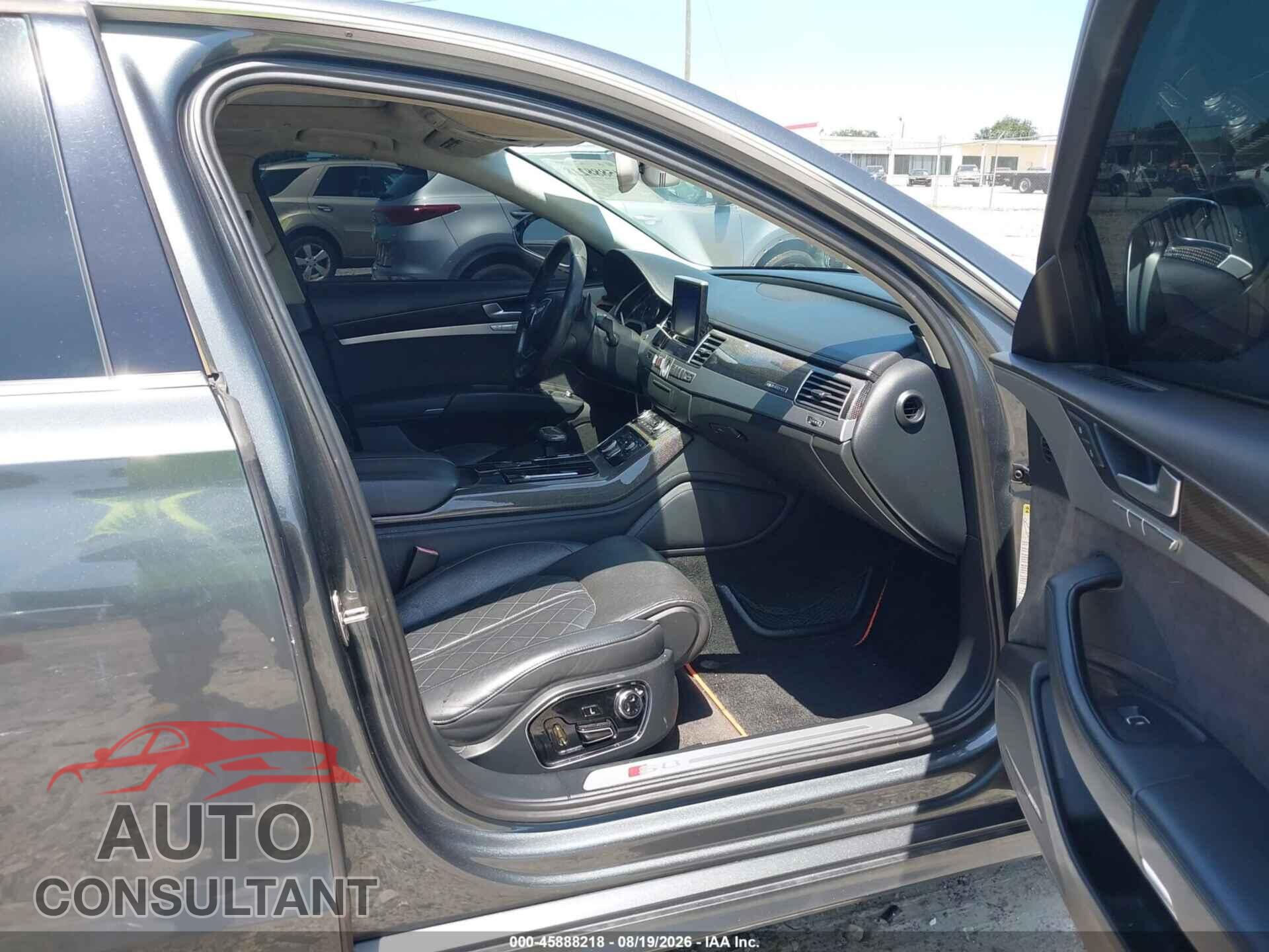 AUDI S8 2014 - WAUD2AFD3EN003154