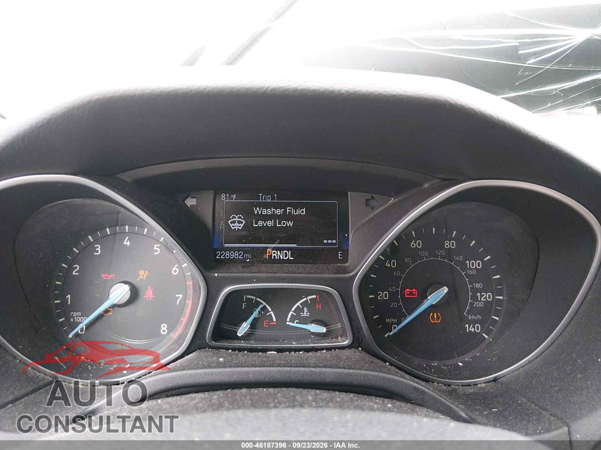 FORD FOCUS 2016 - 1FADP3F24GL264117