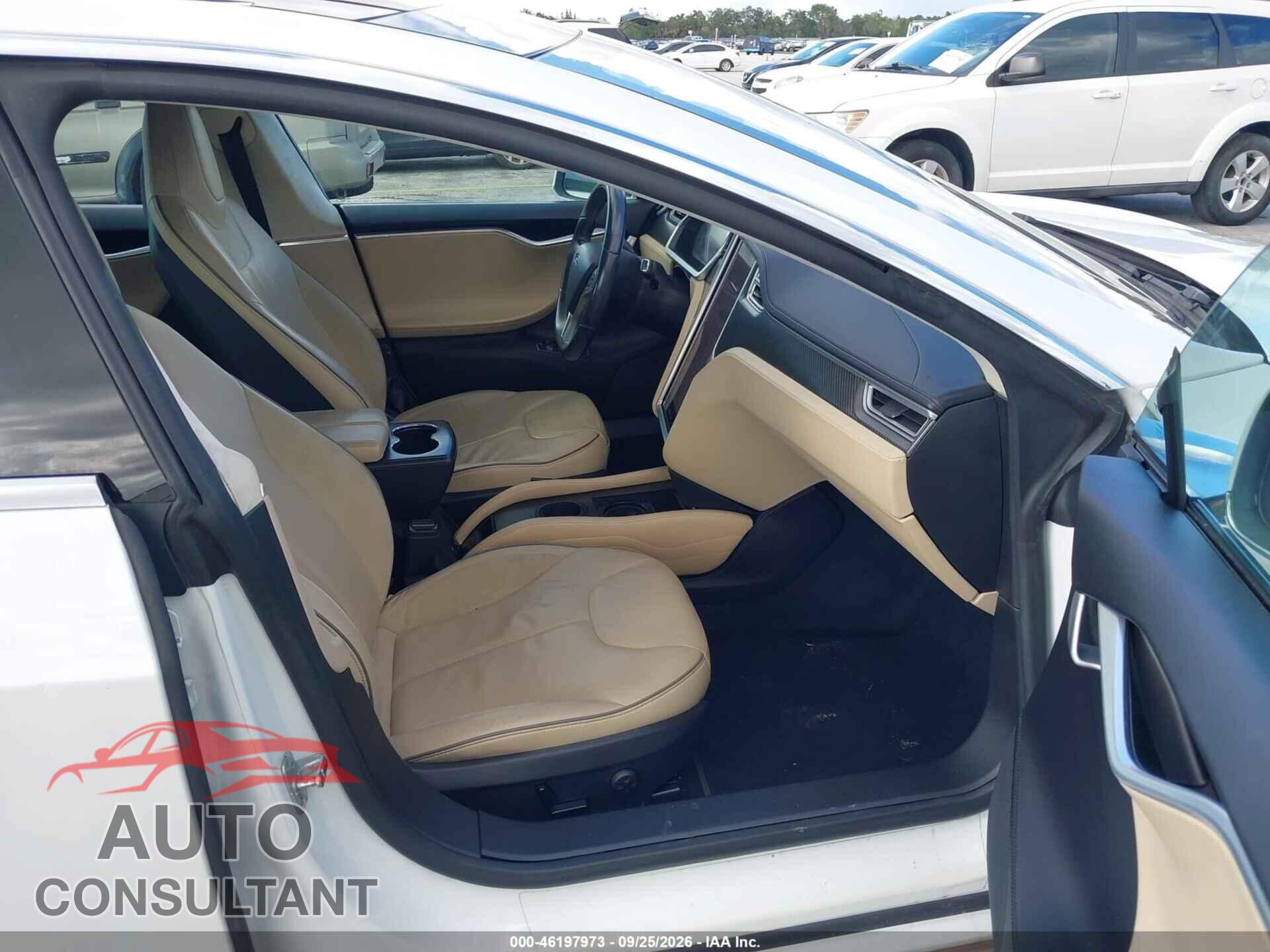 TESLA MODEL S 2013 - 5YJSA1DP4DFP25885