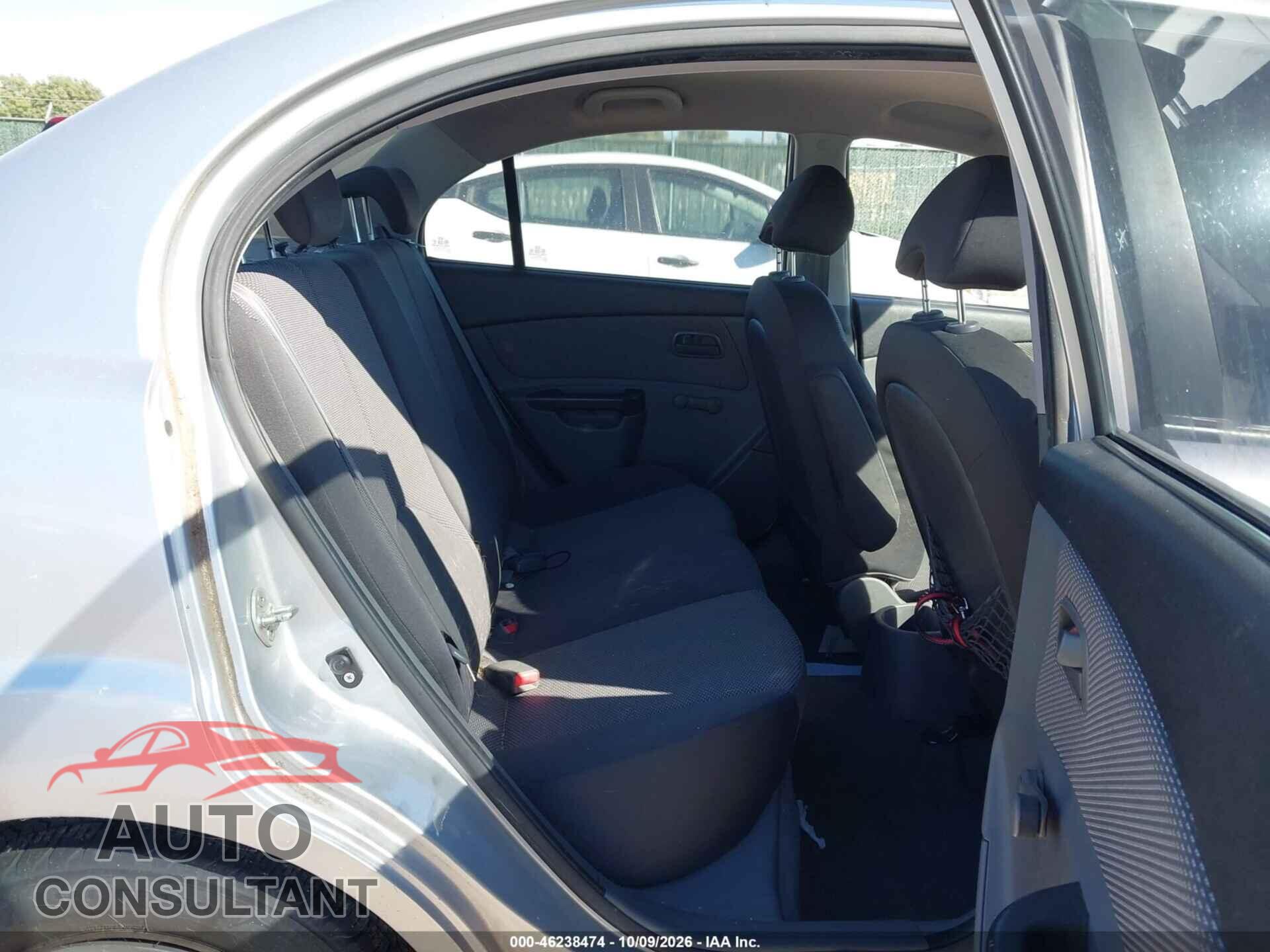 KIA RIO 2011 - KNADH4A33B6734400