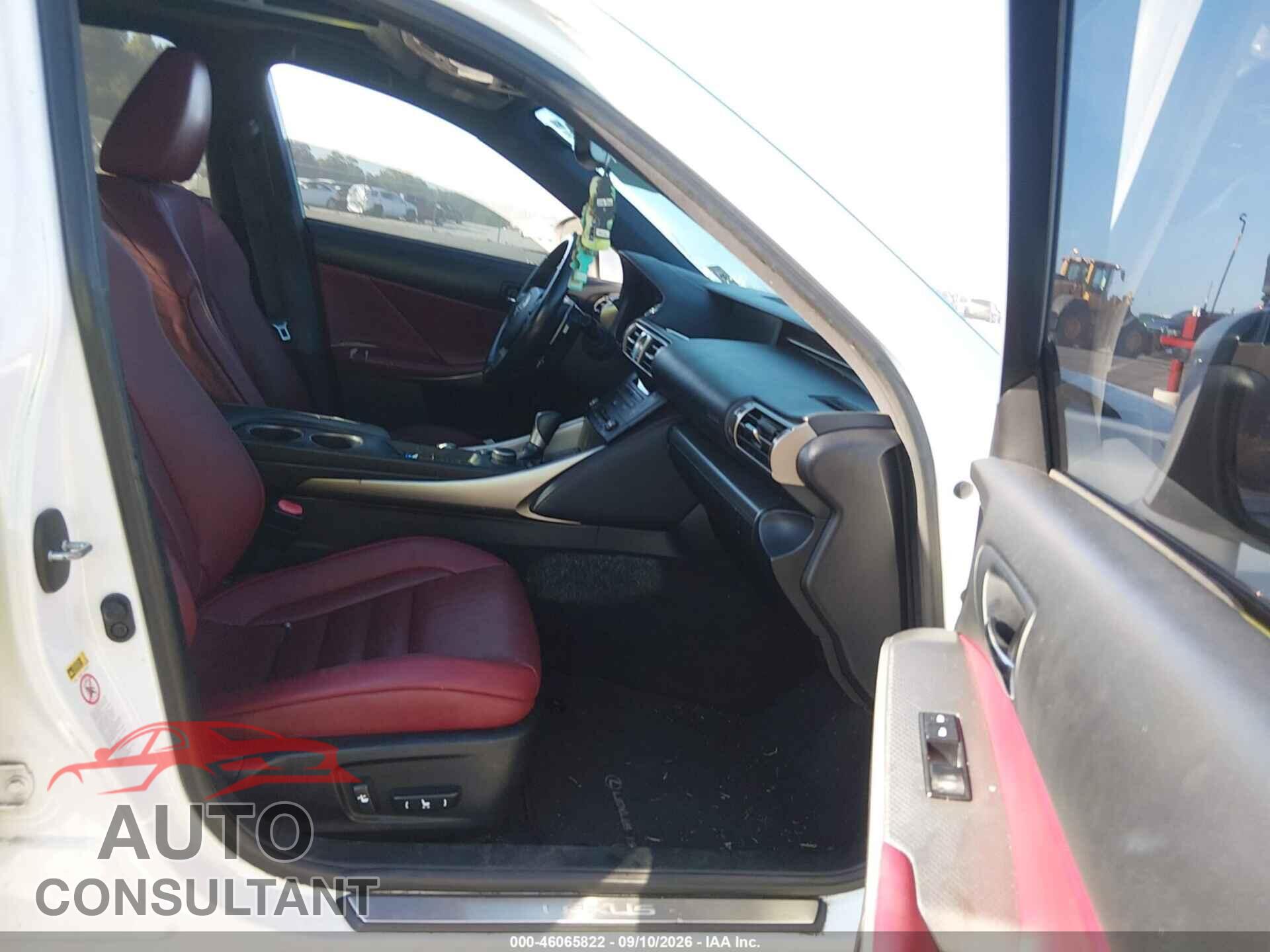LEXUS IS 250 2015 - JTHBF1D21F5044348