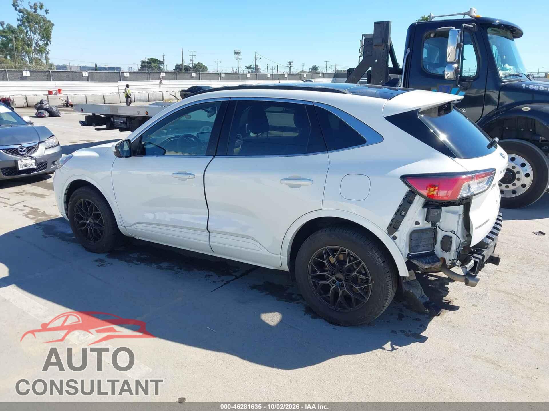 FORD ESCAPE 2020 - 1FMCU9J94LUA11479
