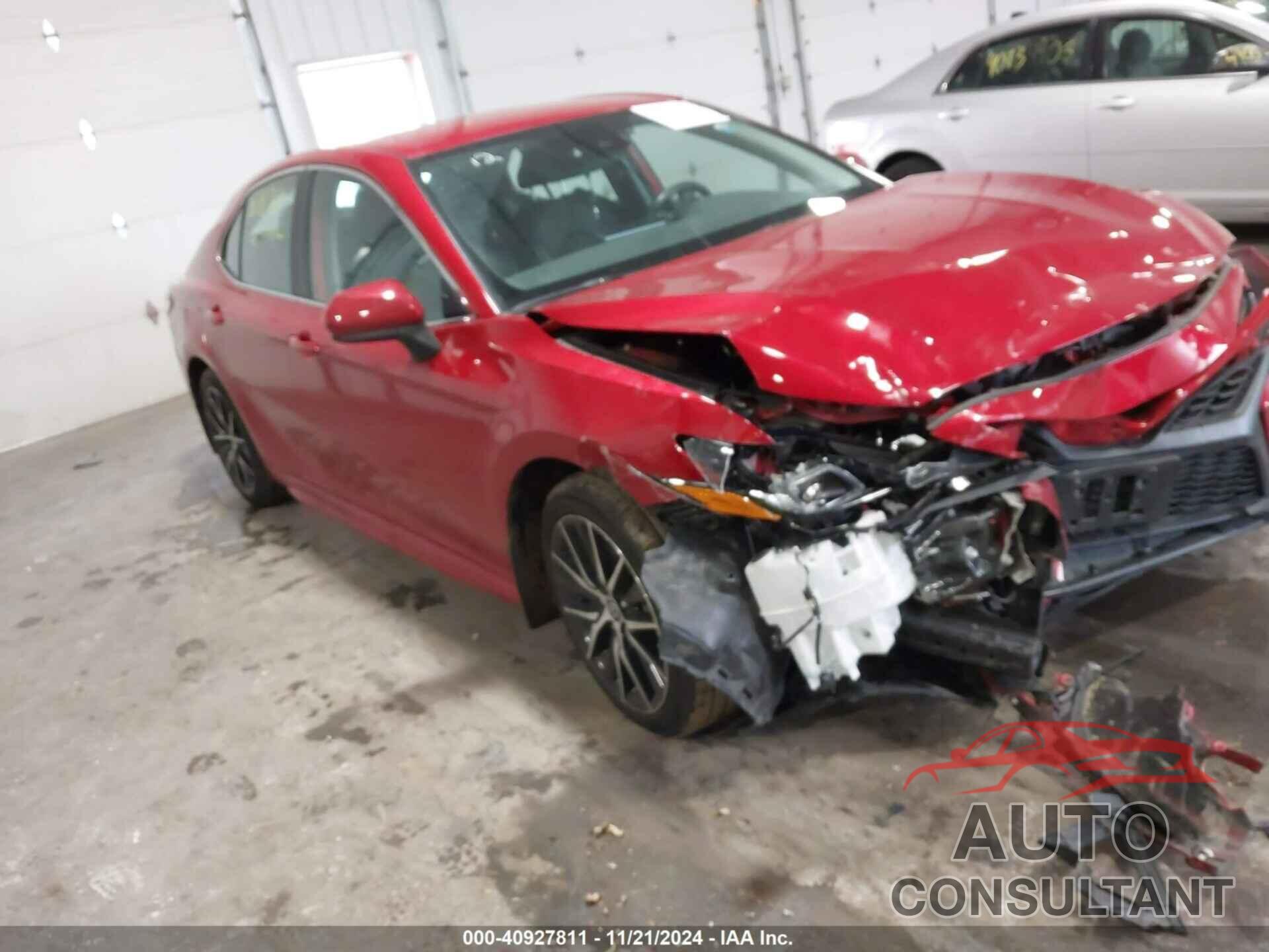 TOYOTA CAMRY 2021 - 4T1G11BK6MU034941