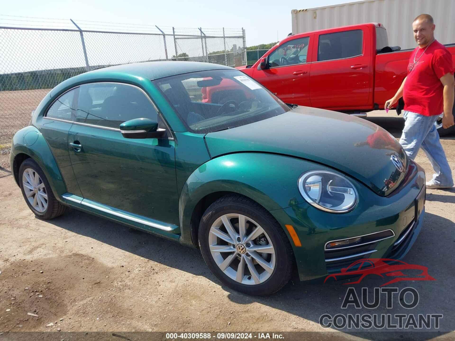 VOLKSWAGEN BEETLE 2017 - 3VWJ17AT9HM617681