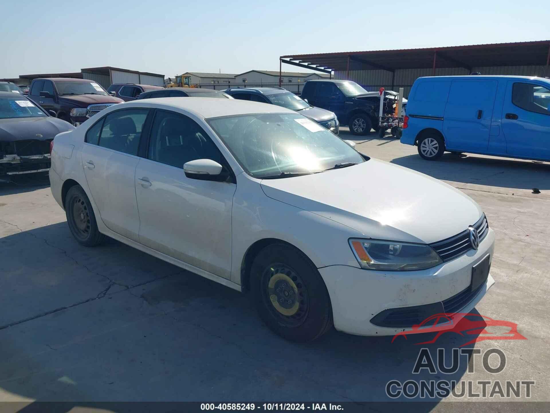 VOLKSWAGEN JETTA 2013 - 3VWDP7AJXDM383104