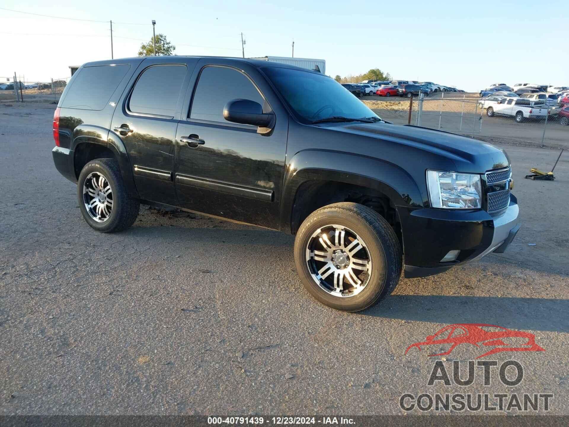 CHEVROLET TAHOE 2013 - 1GNSKBE03DR173382