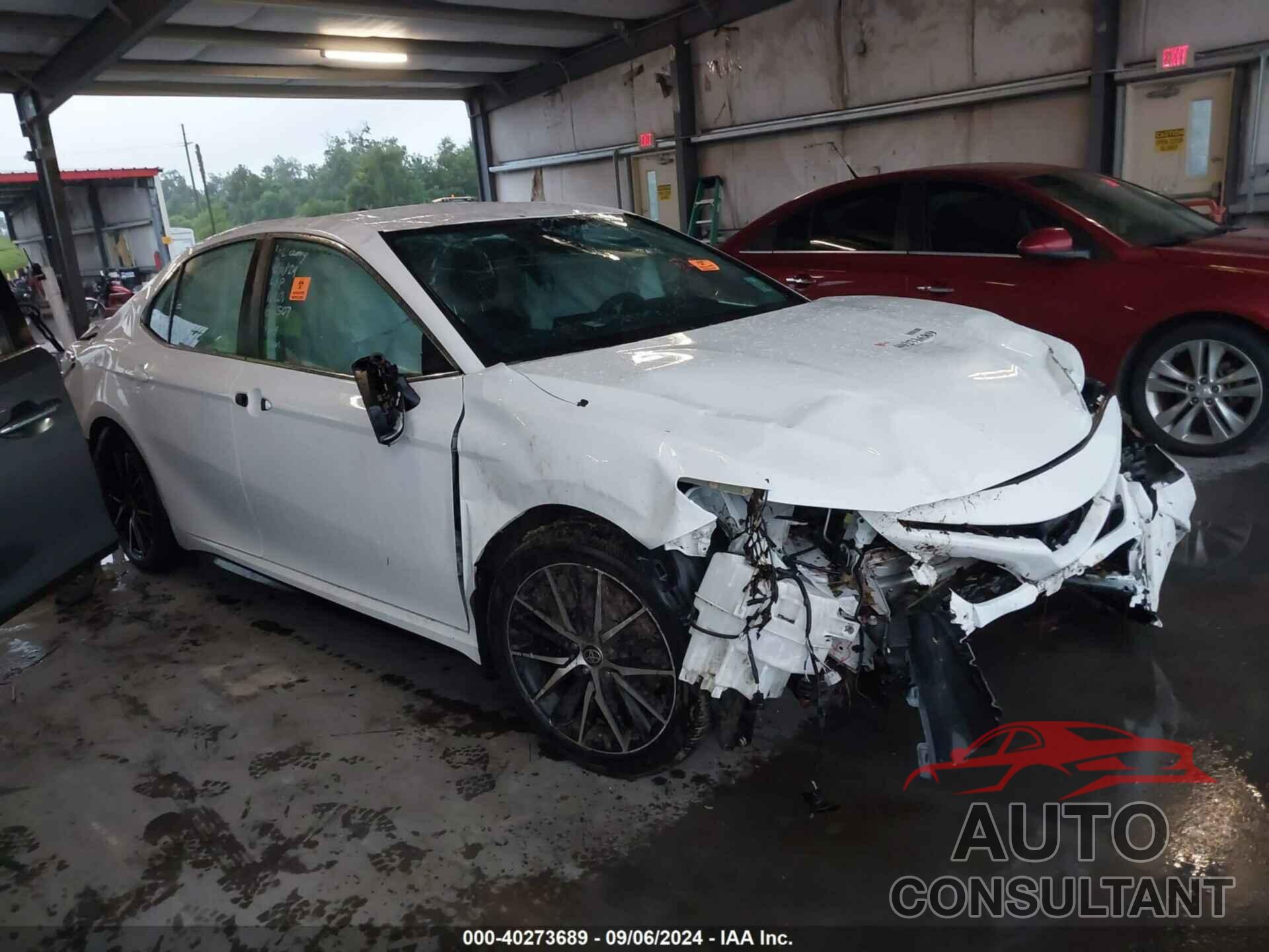 TOYOTA CAMRY 2022 - 4T1G11AK1NU622507
