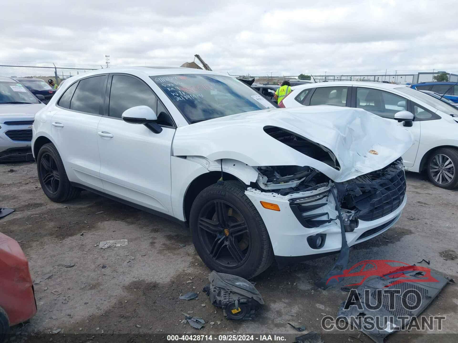 PORSCHE MACAN 2018 - WP1AA2A55JLB12041