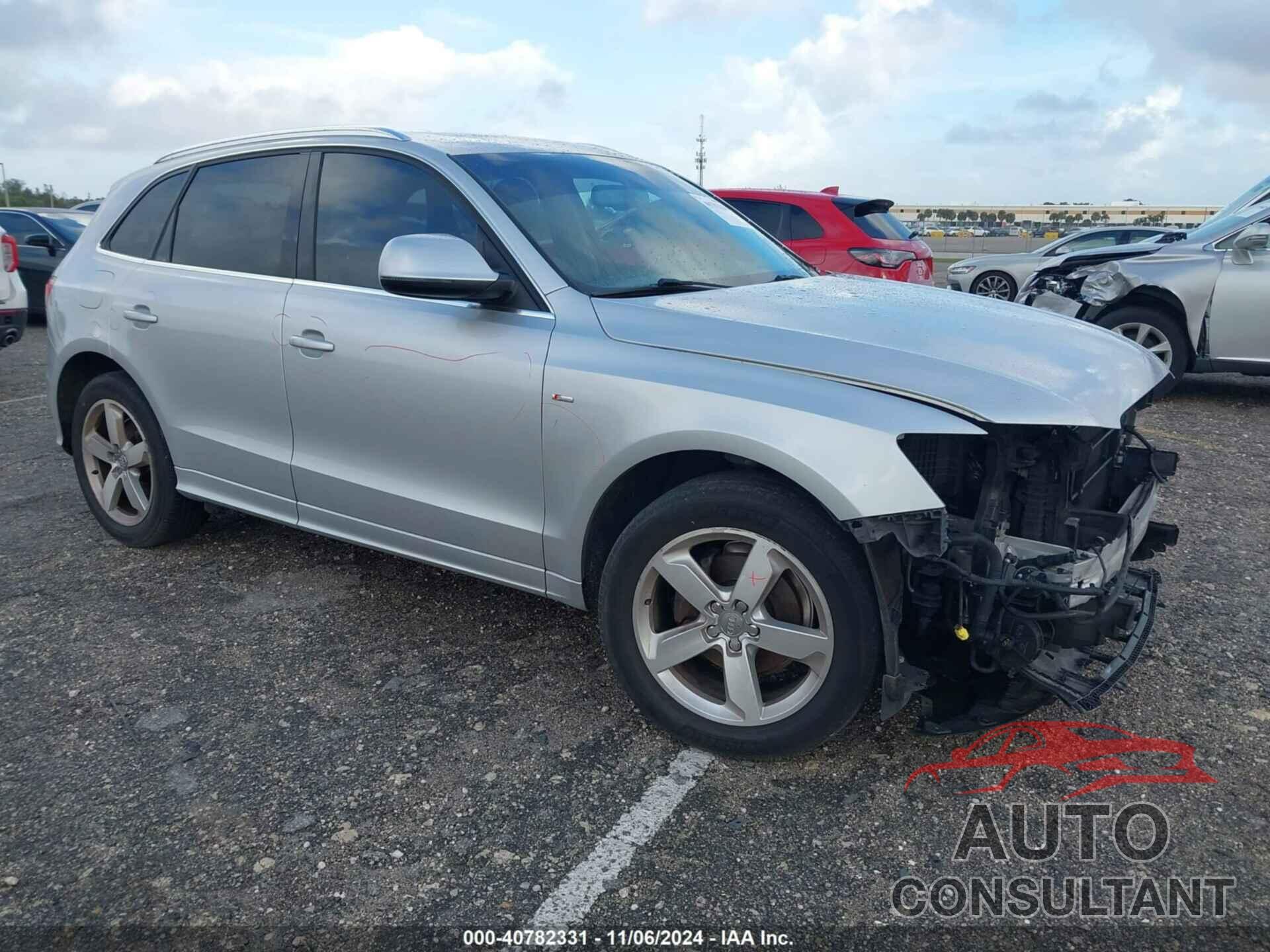 AUDI Q5 2012 - WA1DKAFP3CA081381