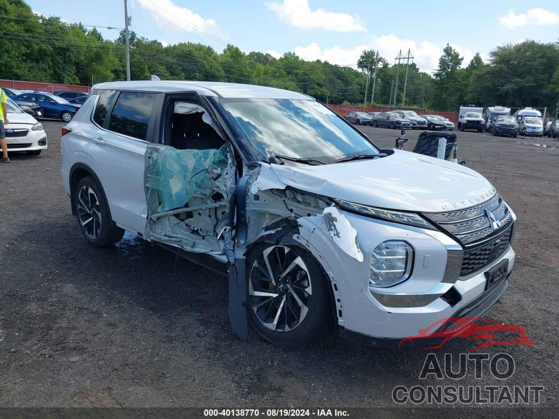 MITSUBISHI OUTLANDER 2022 - JA4J4TA83NZ053271
