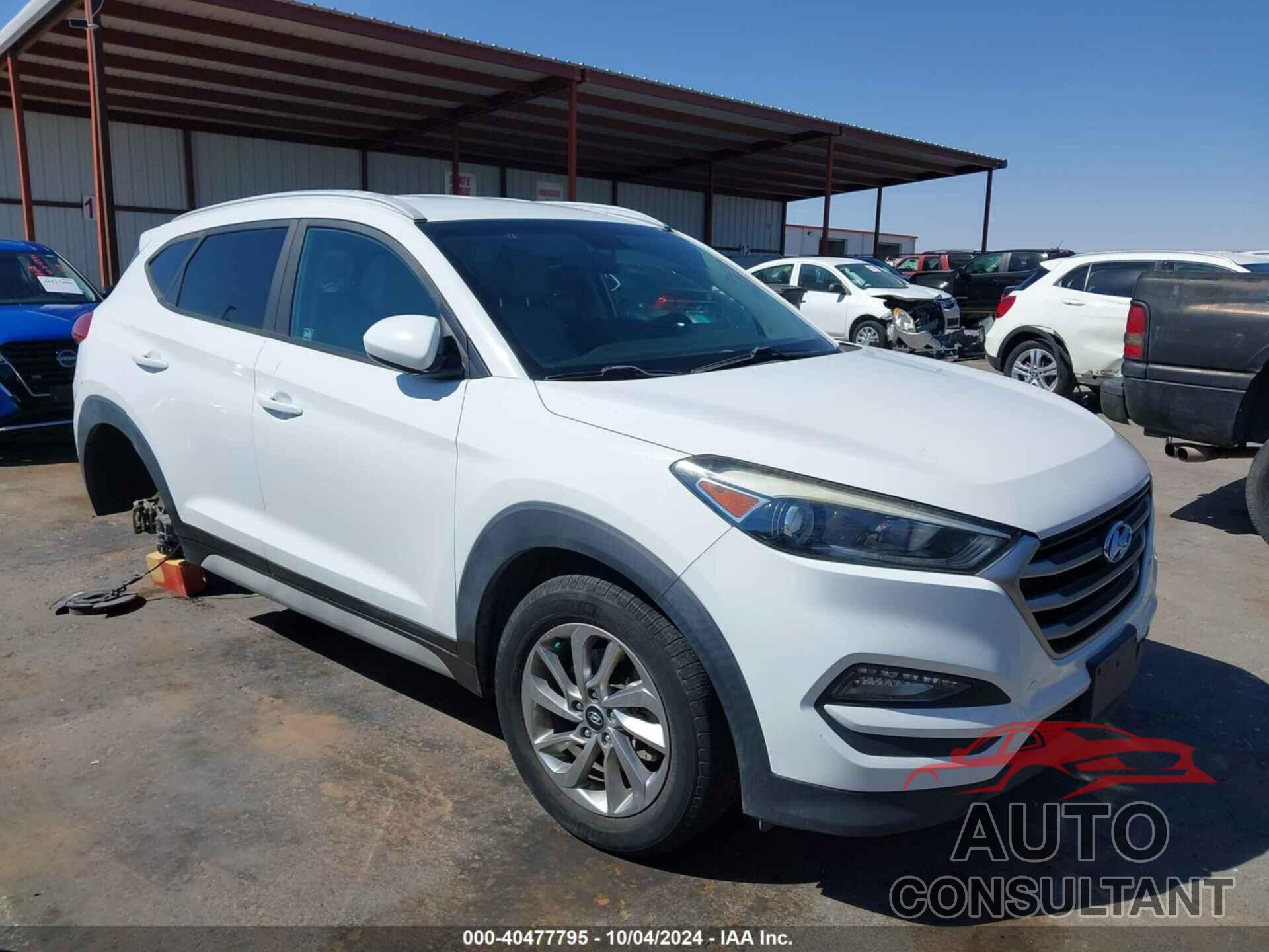 HYUNDAI TUCSON 2018 - KM8J33A46JU713862