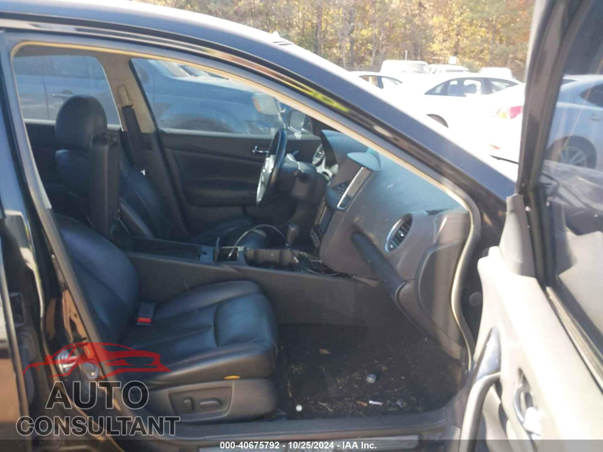 NISSAN MAXIMA 2011 - 1N4AA5AP1BC828298