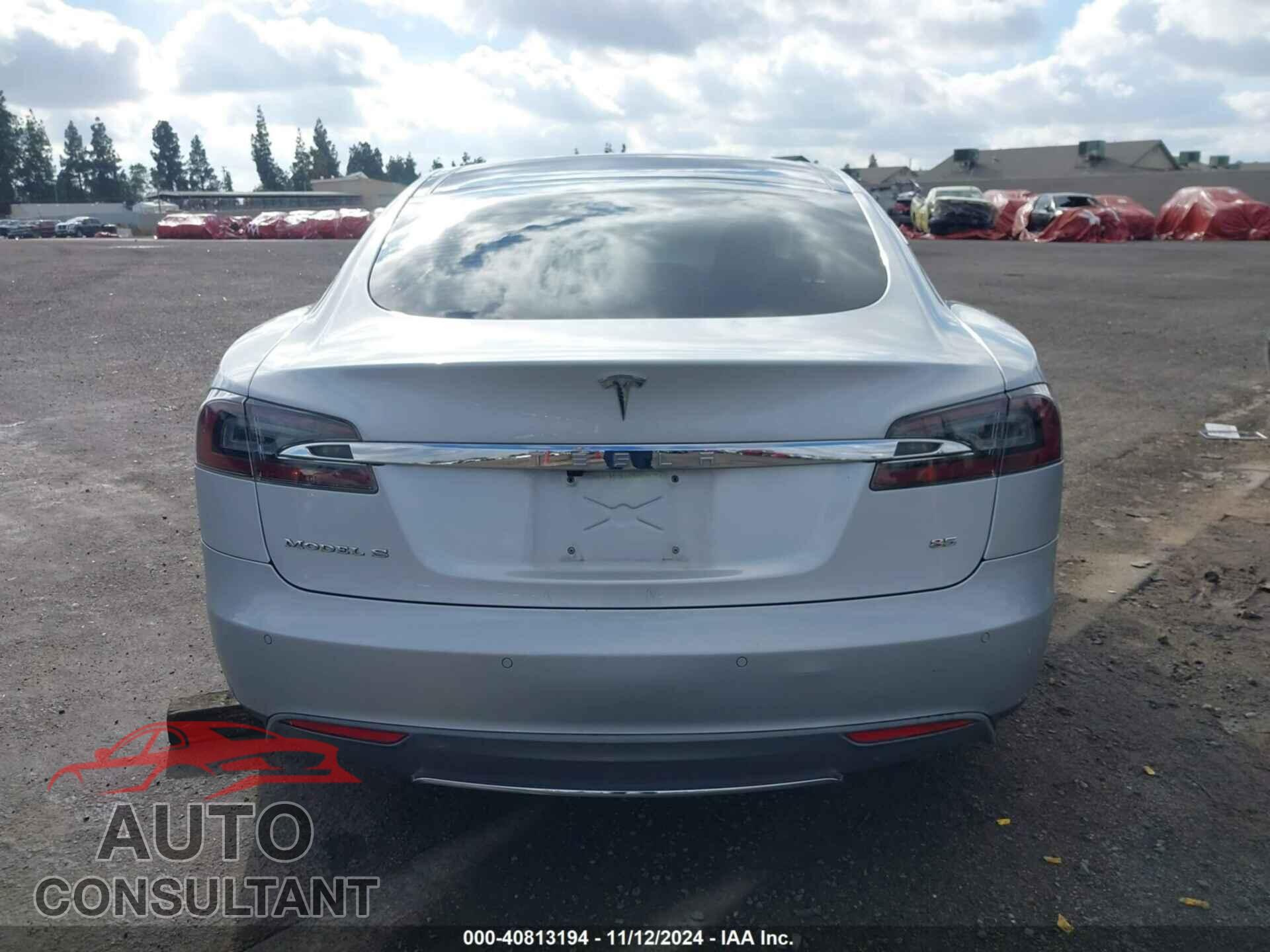 TESLA MODEL S 2013 - 5YJSA1CN9DFP28152